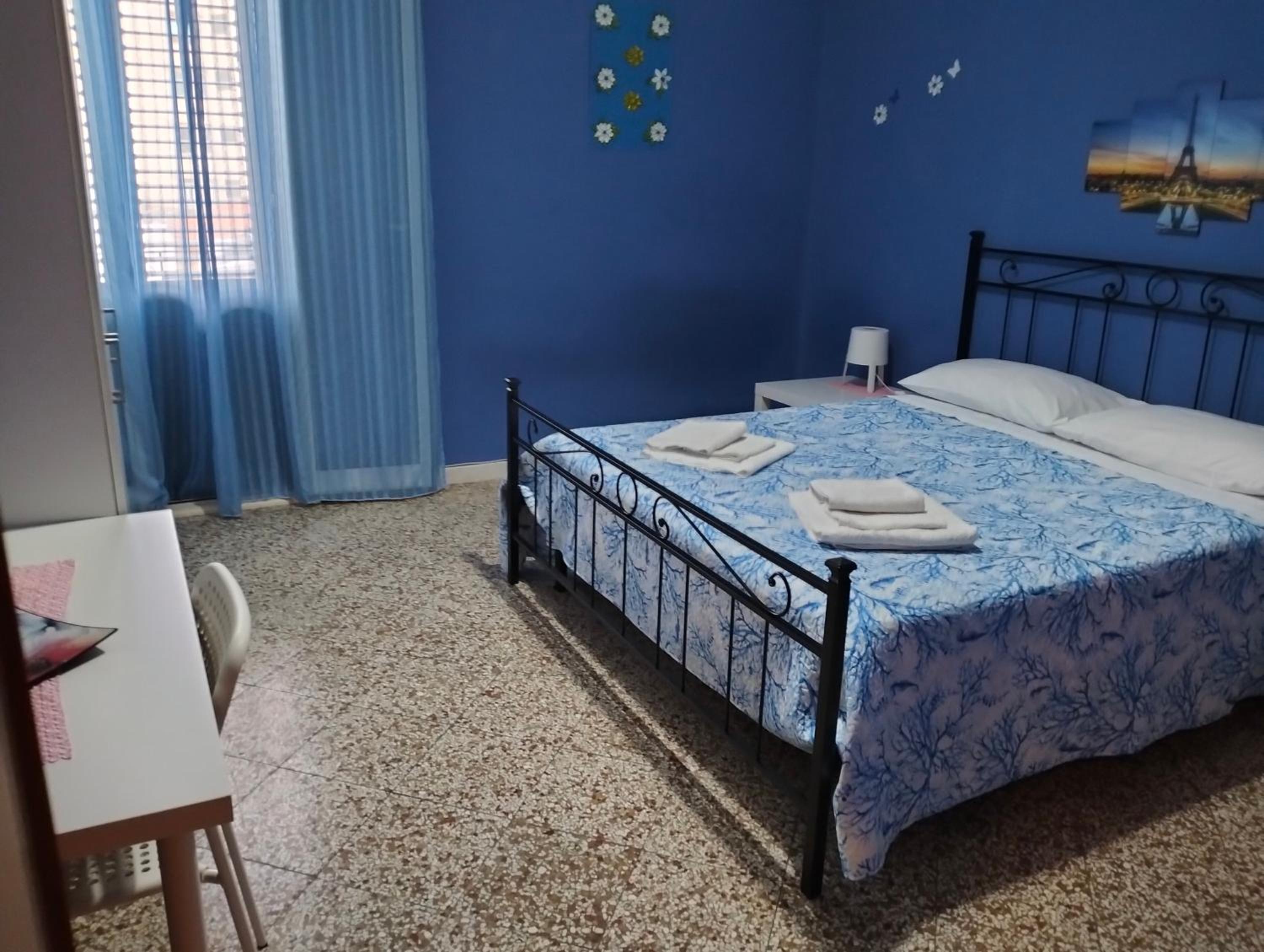 One-Bedroom Apartment With Balcony