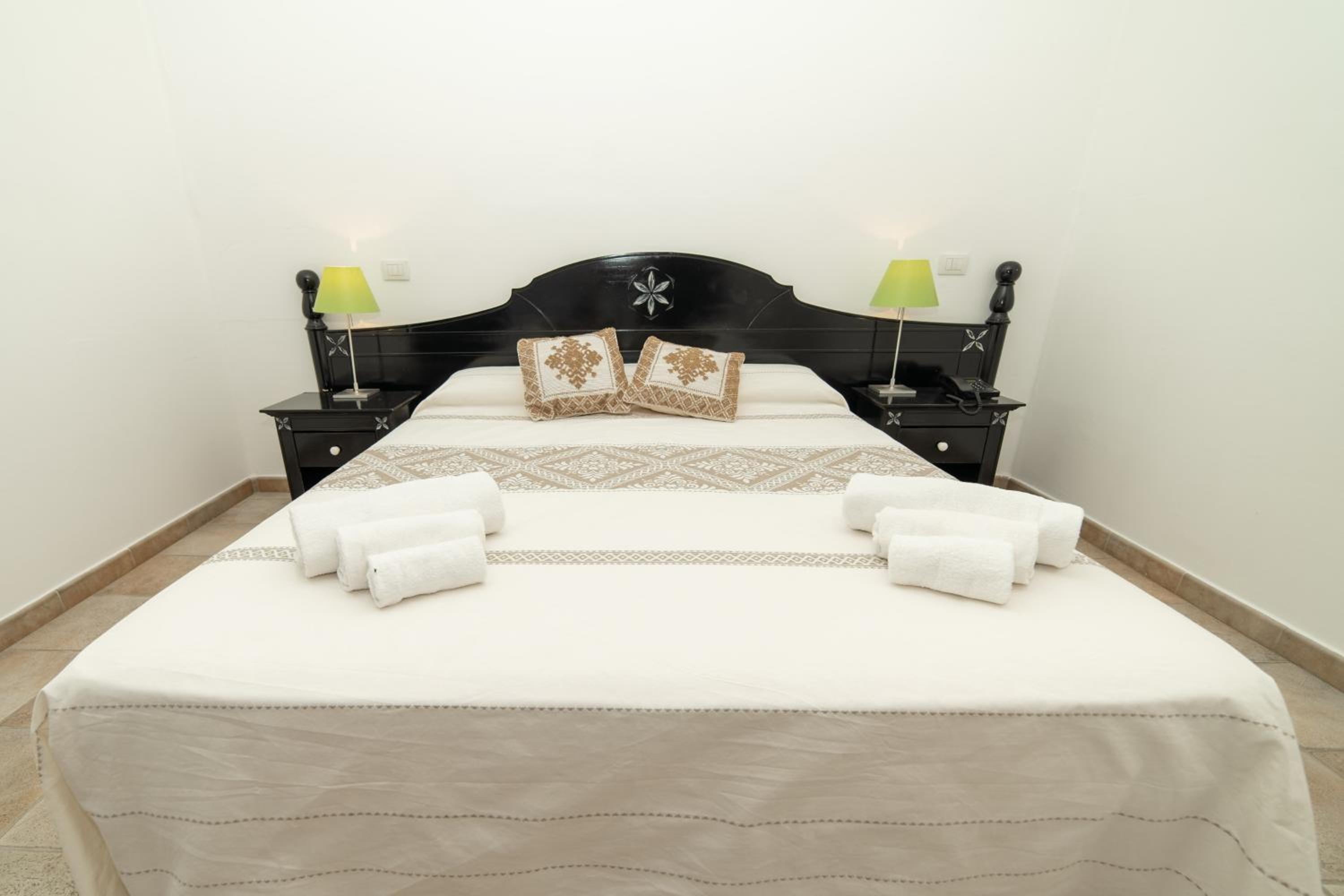 Junior Suite with Balcony photo 1