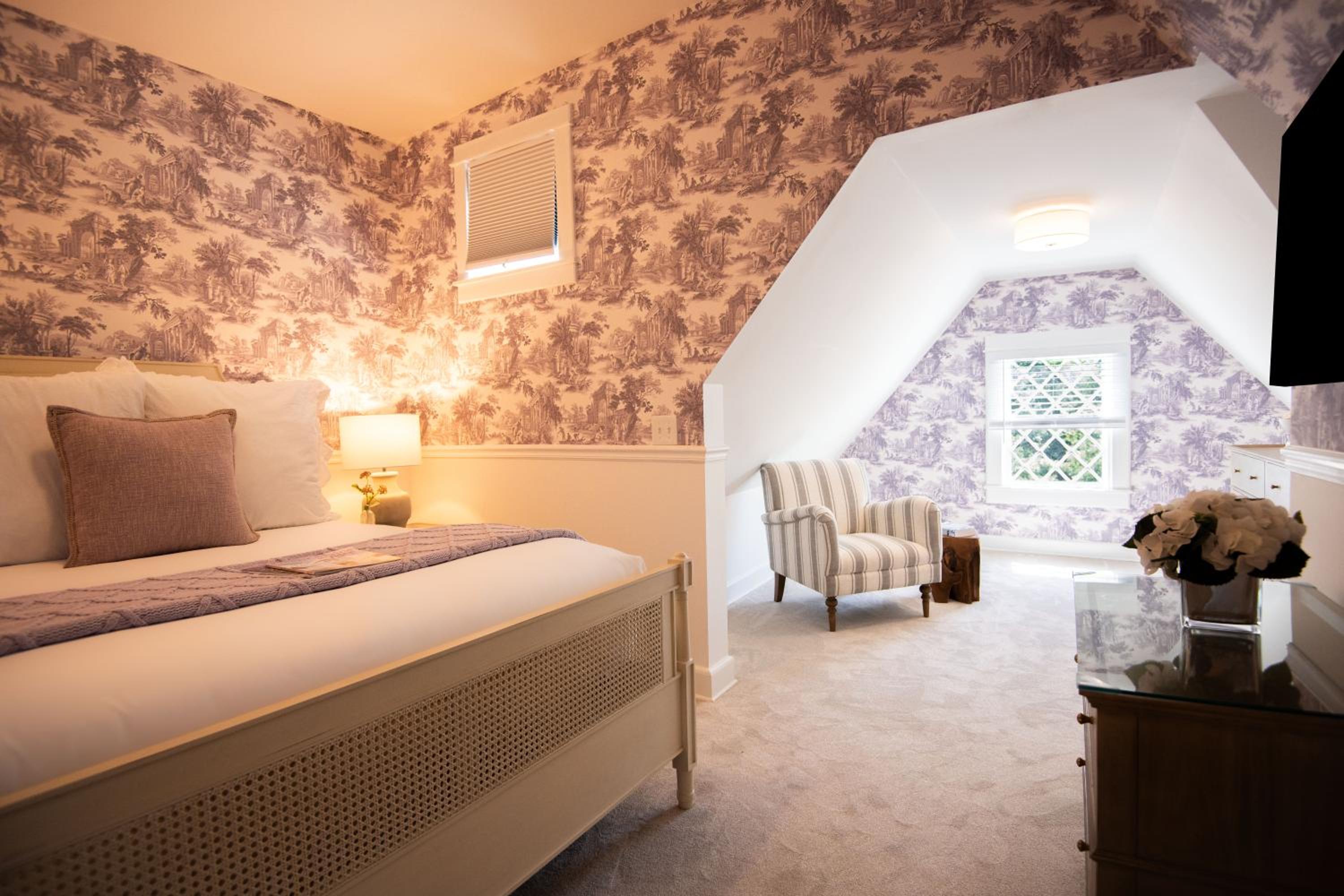 Deluxe Queen, Room 18