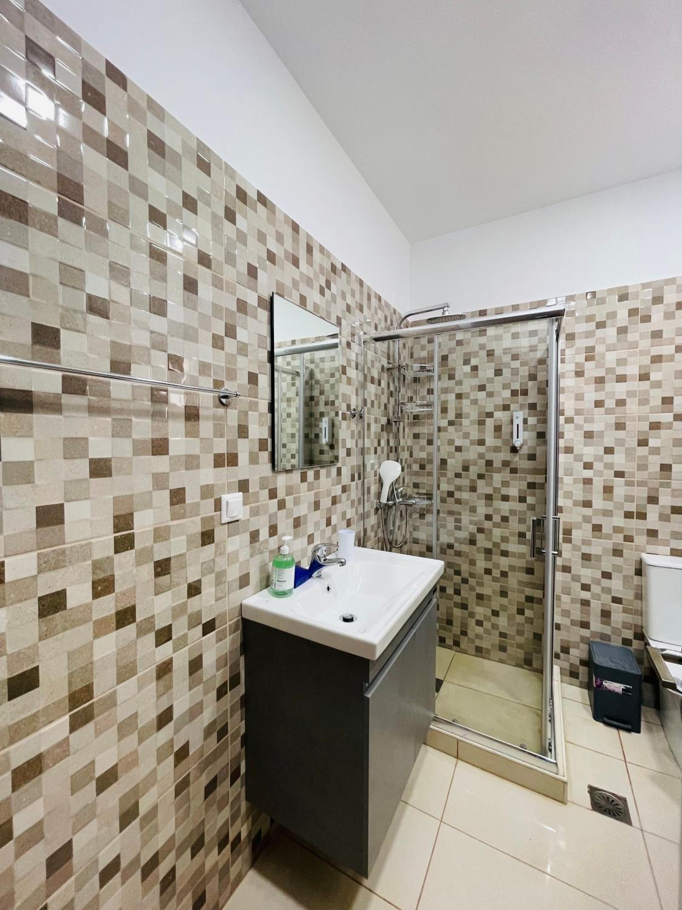 Two-Bedroom Family Apartment - Photo 4