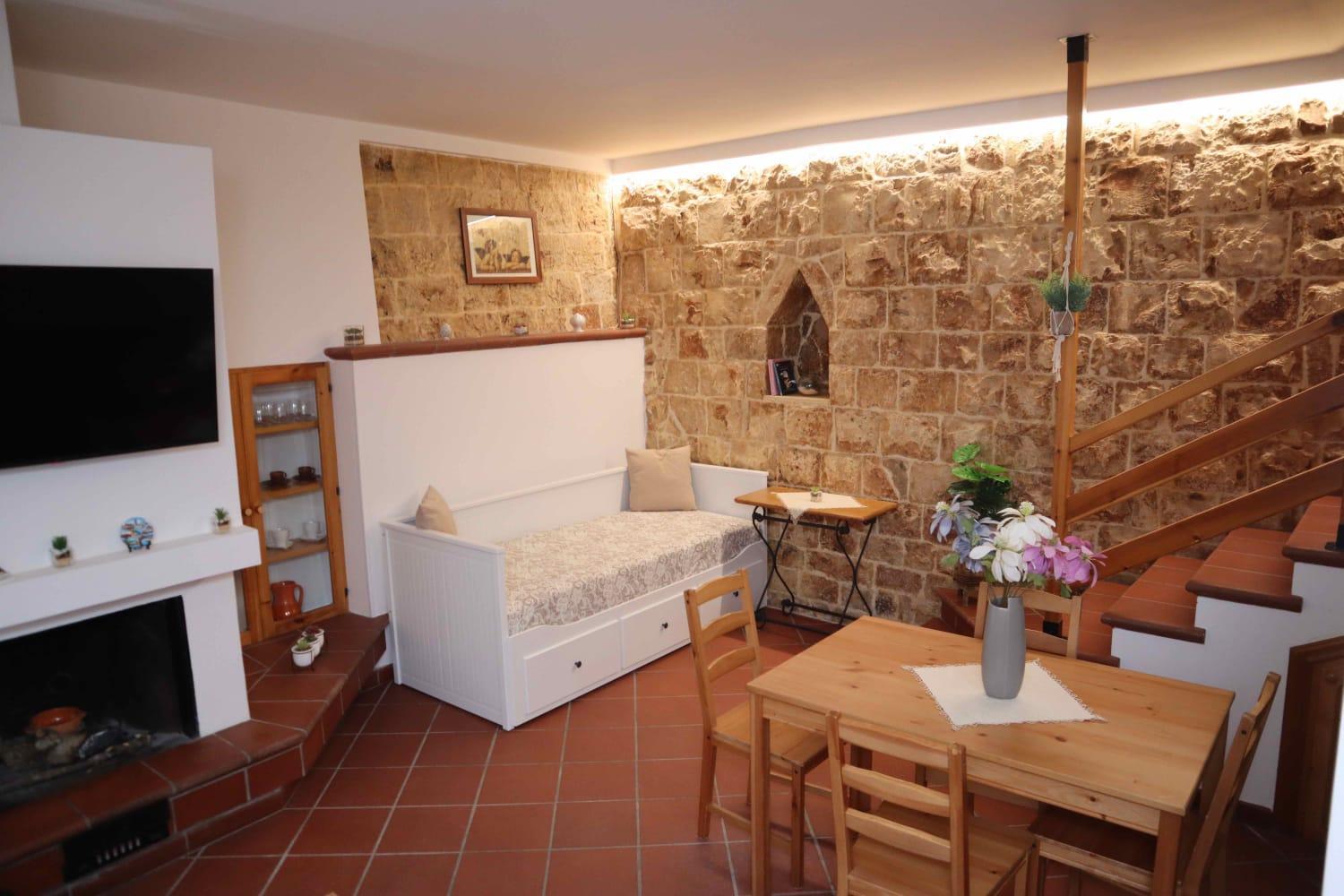 One-Bedroom House photo 1