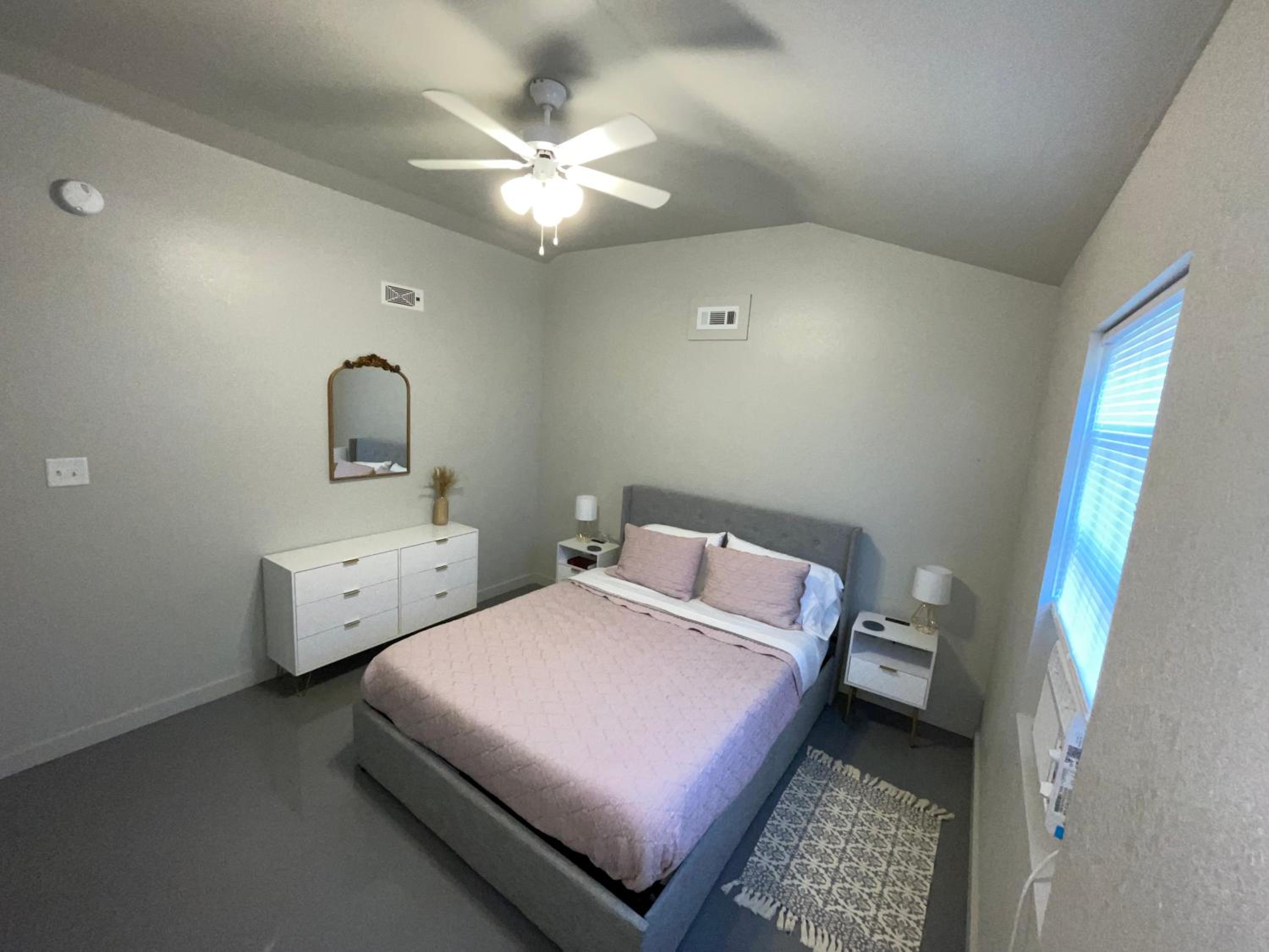 Two-Bedroom House photo 2