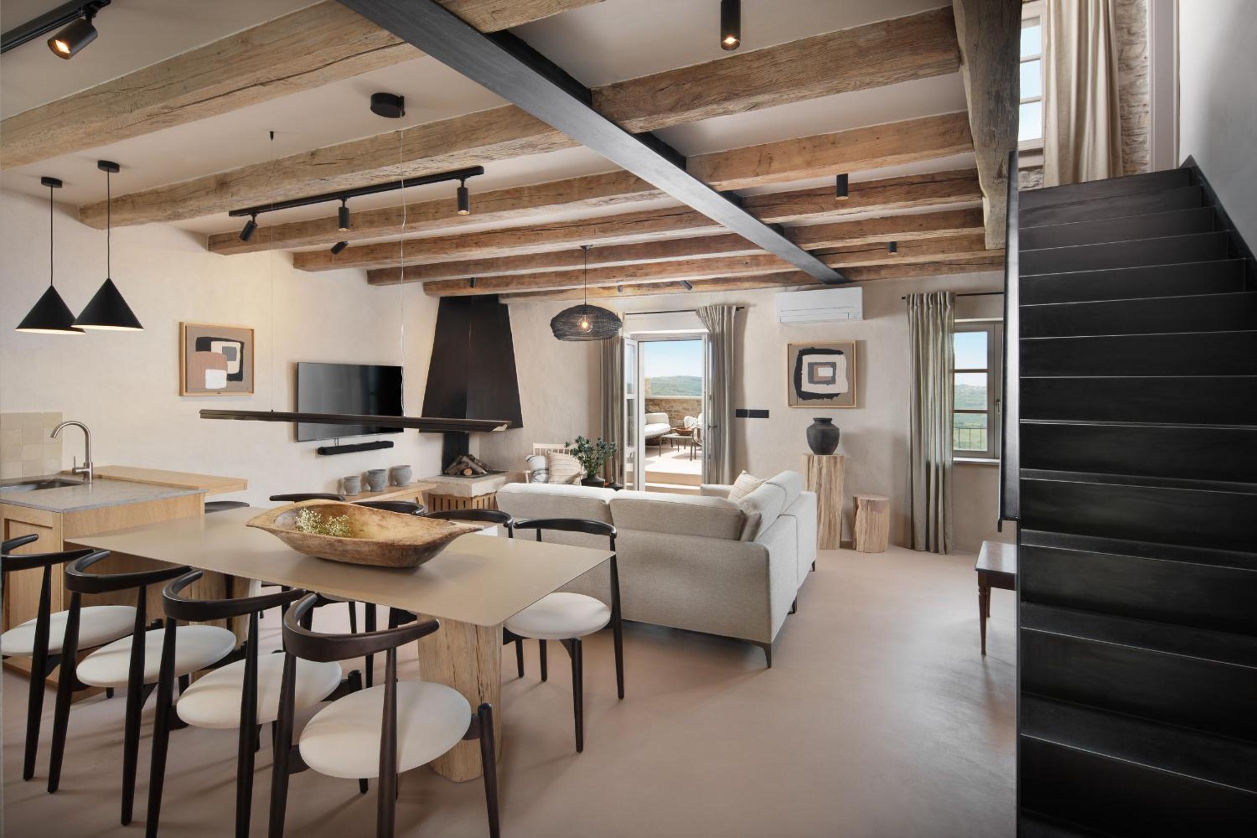 Villa photo 3