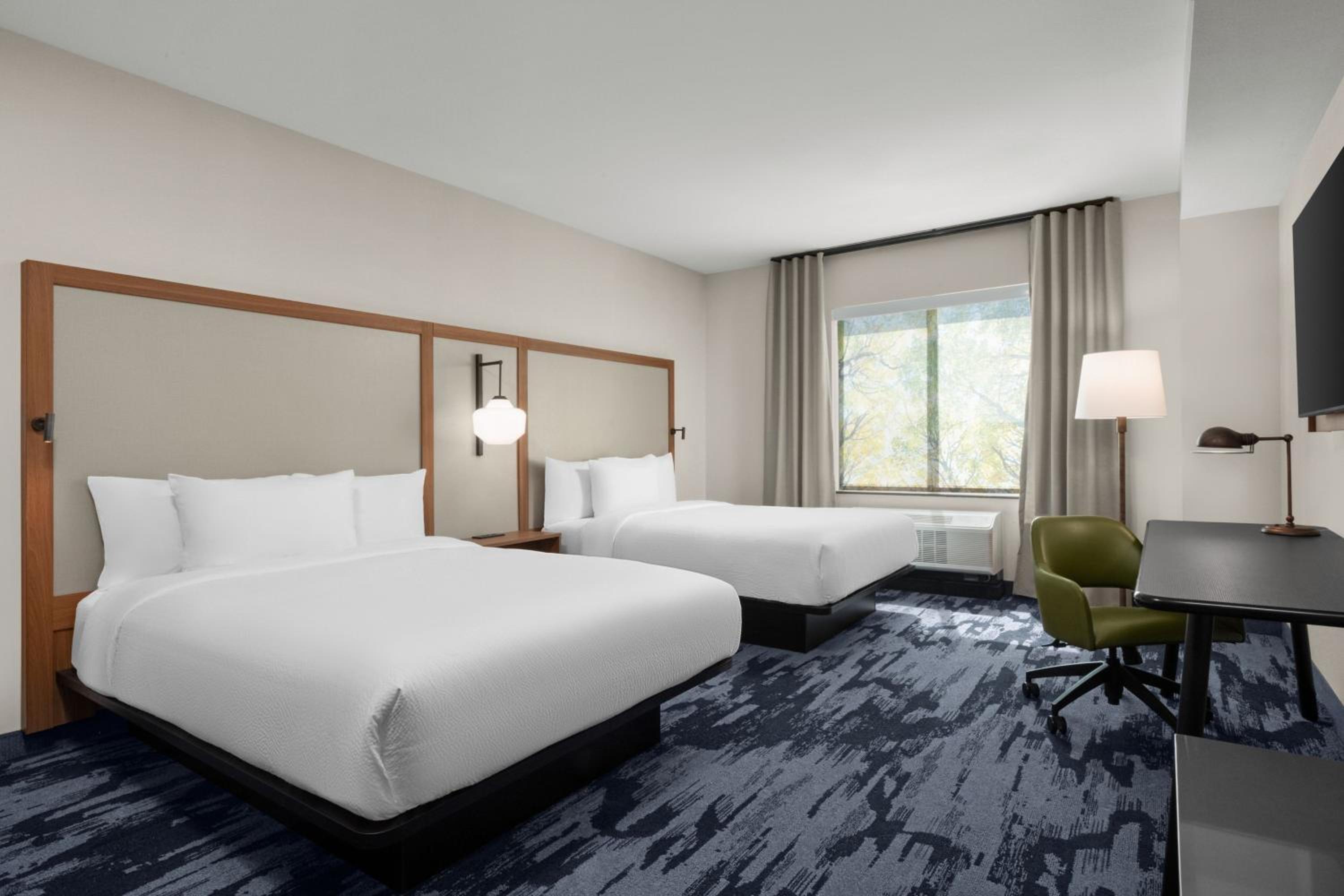 Queen Room with Two Queen Beds - Hearing Accessible photo 2