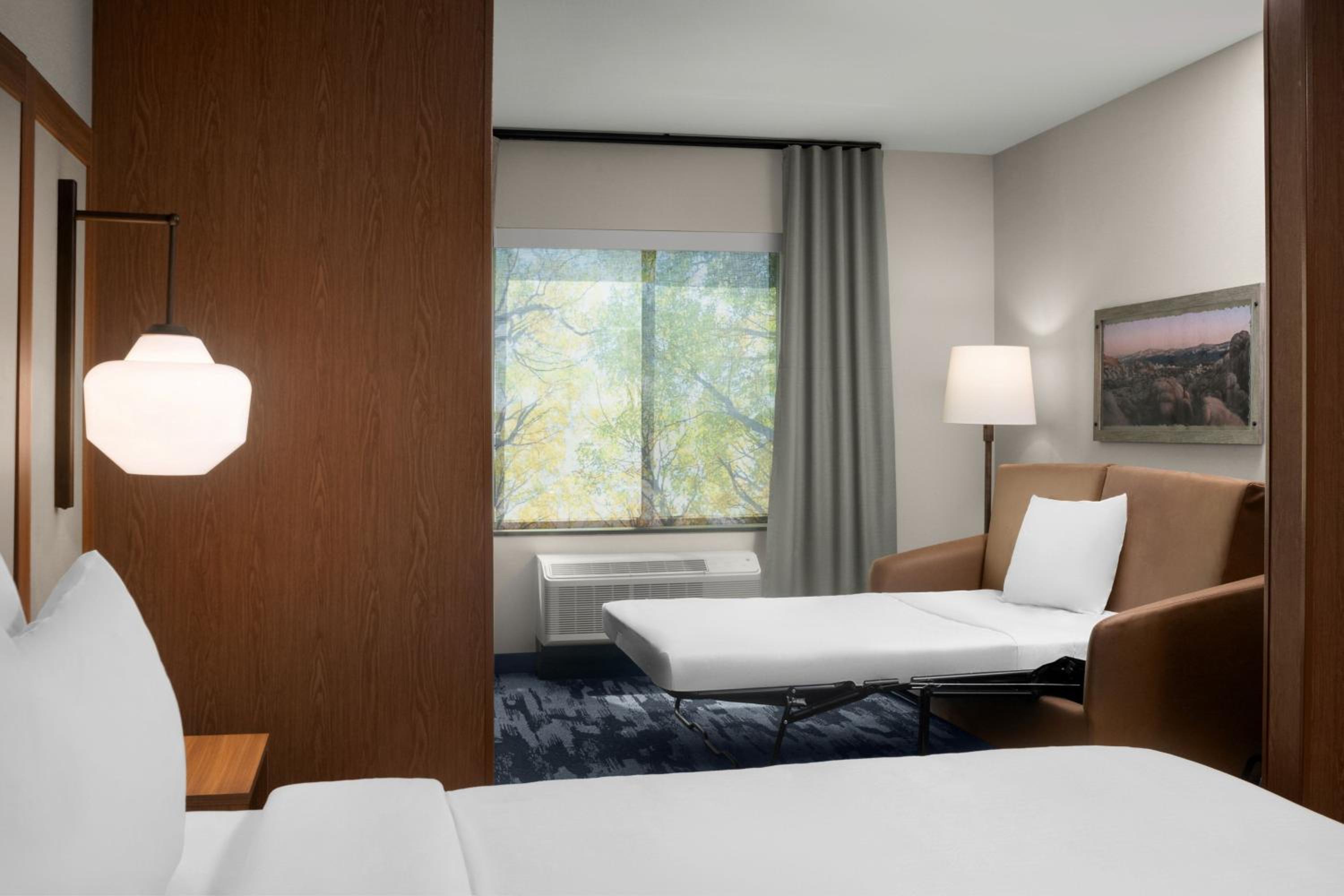 King Suite with Sofa Bed photo 2