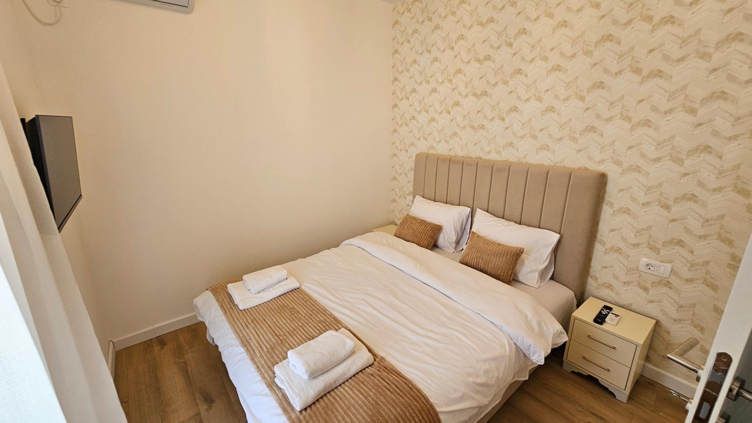 Deluxe Apartment - Photo 4
