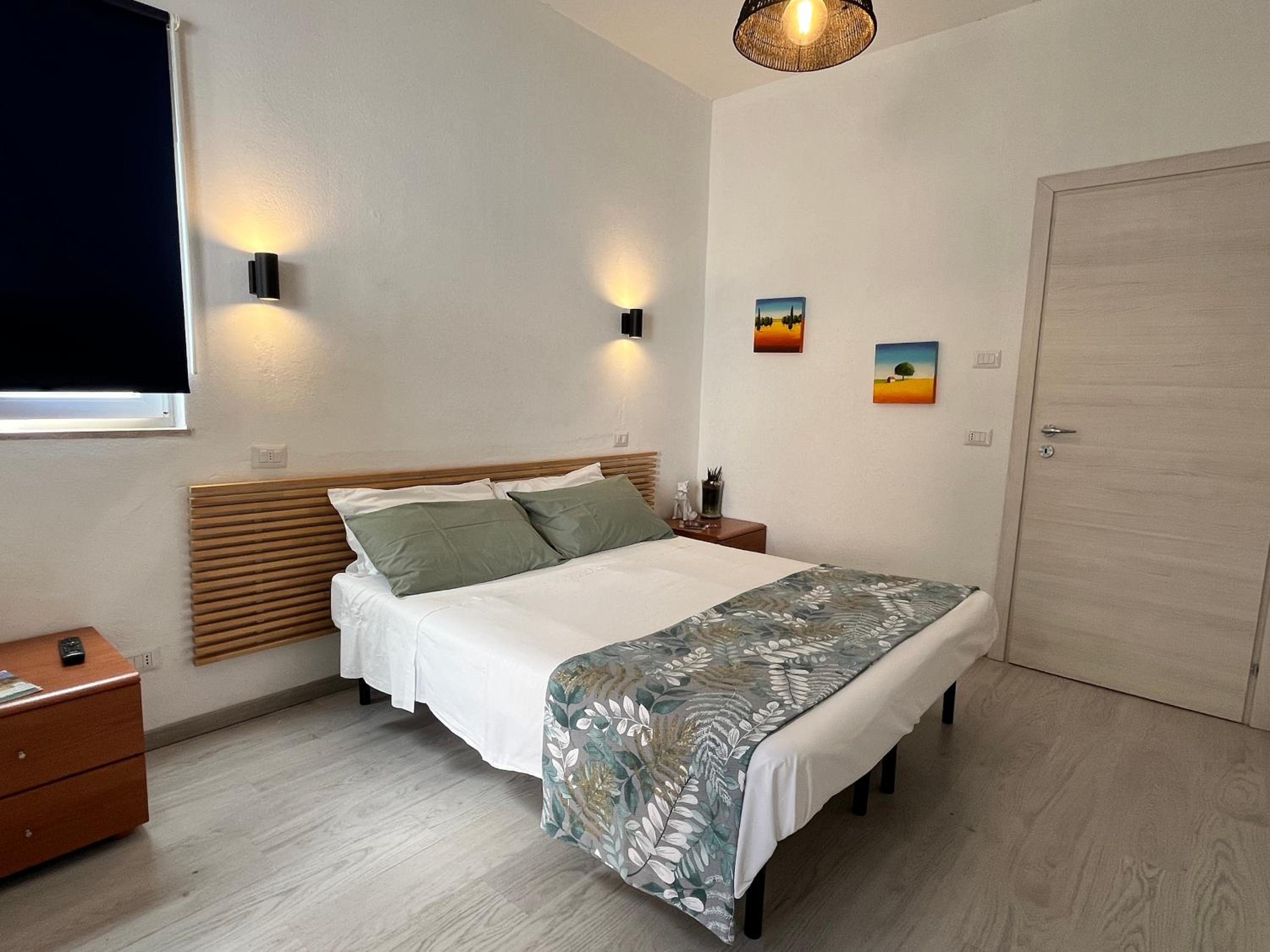 Large Double or Twin Room