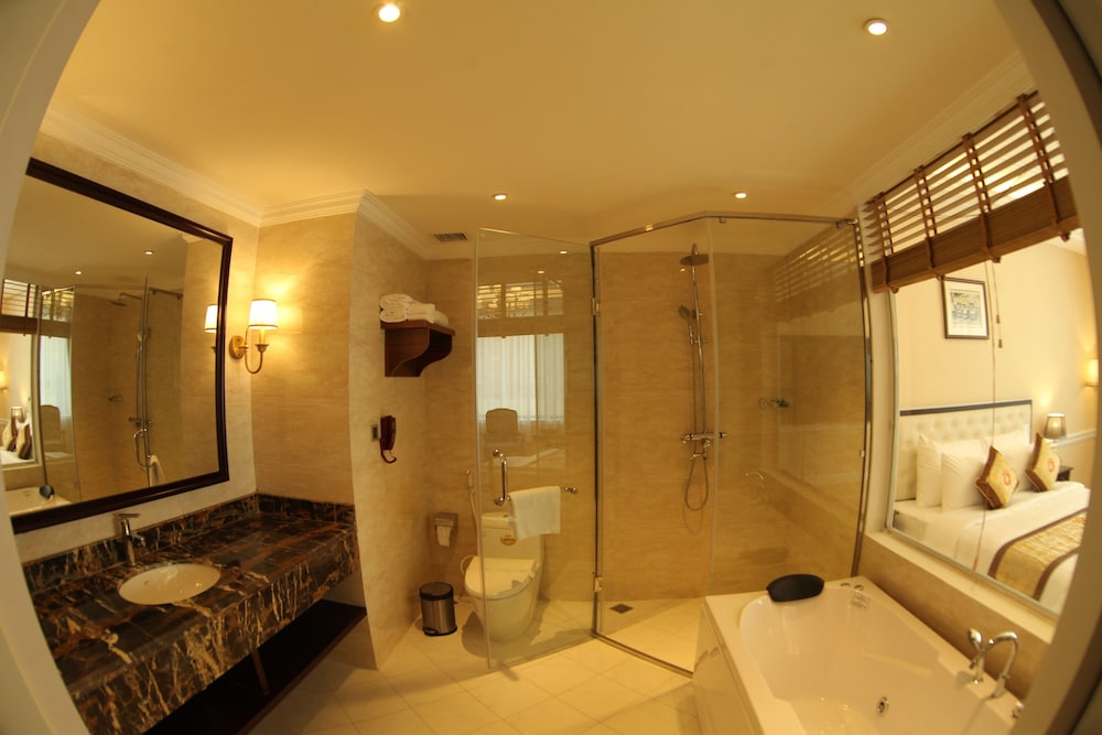Executive Room photo 2