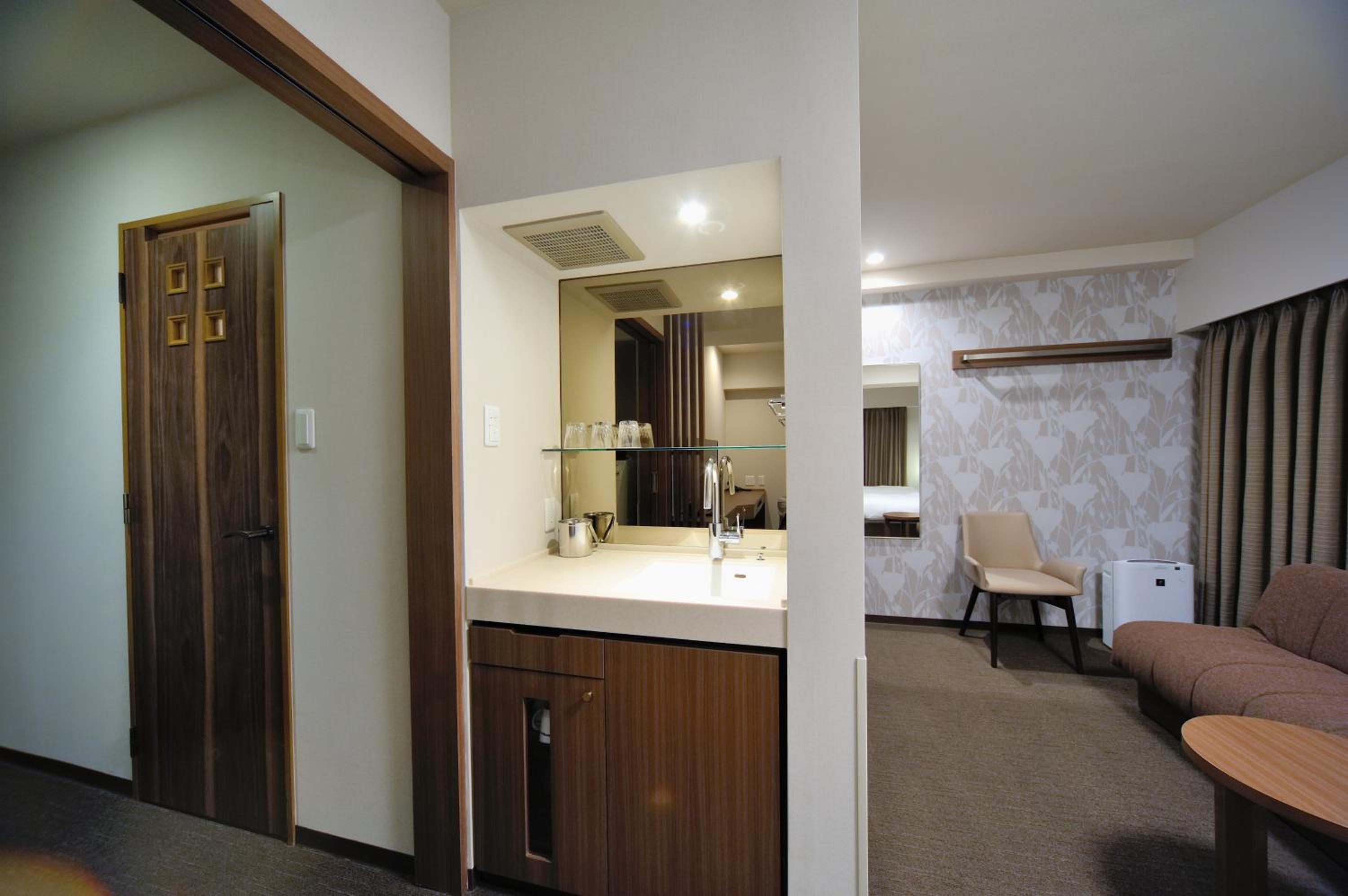 Superior Twin Room - Non-Smoking photo 3