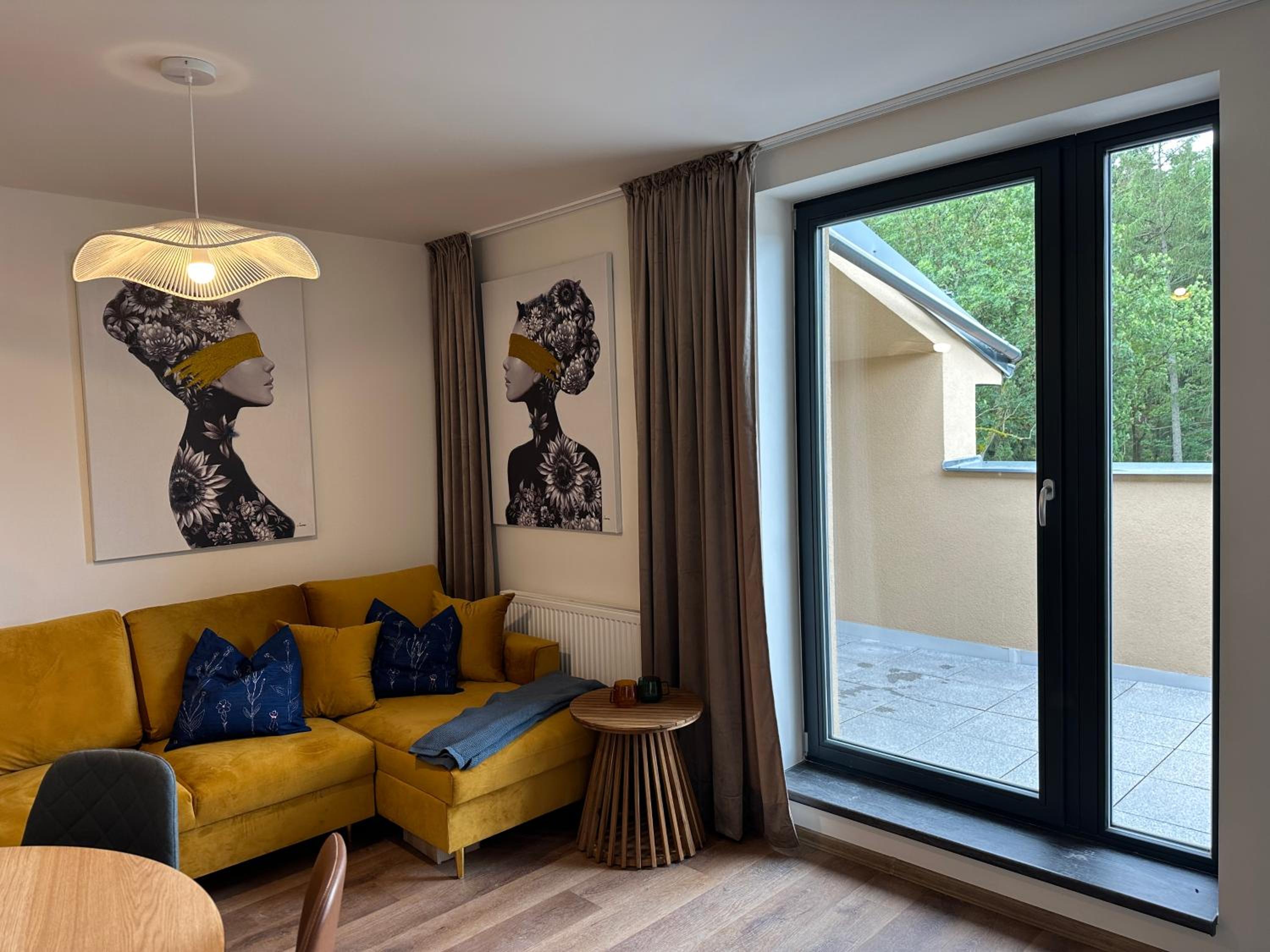 Apartment with Terrace photo 2