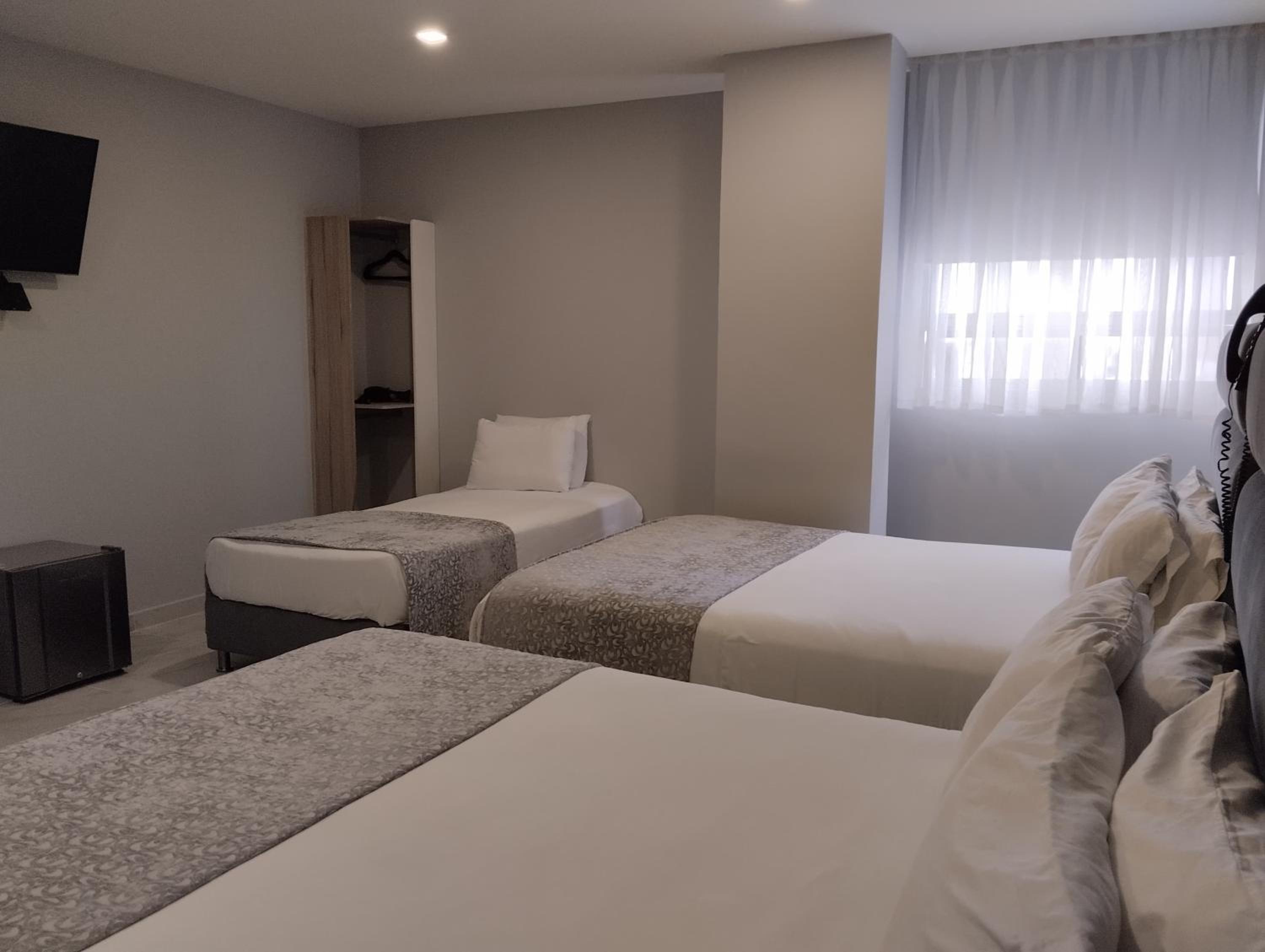 Comfort Triple Room - Photo 4
