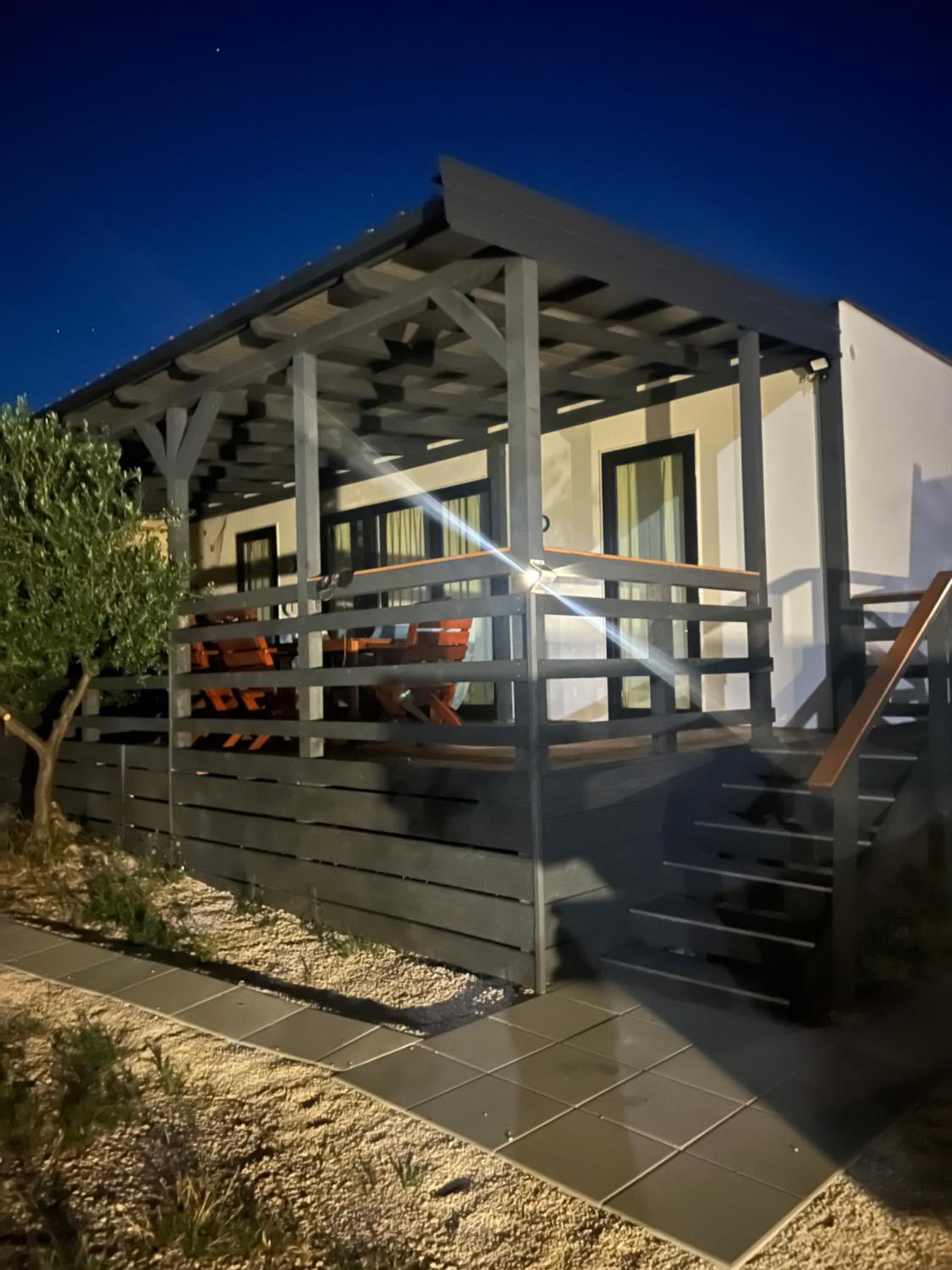 Three-Bedroom House photo 2