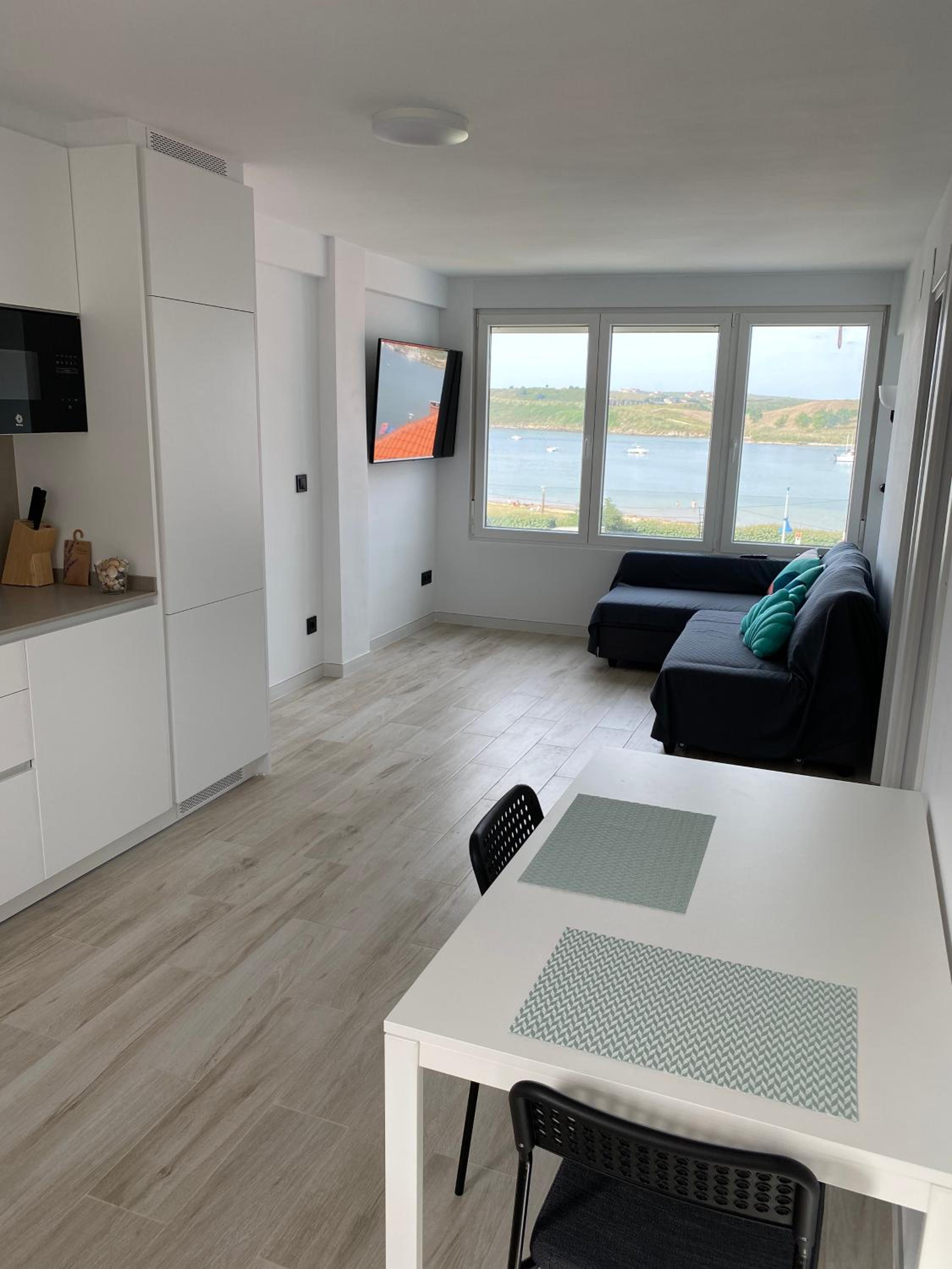 Apartamento de lujo de una habitación con vistas al mar