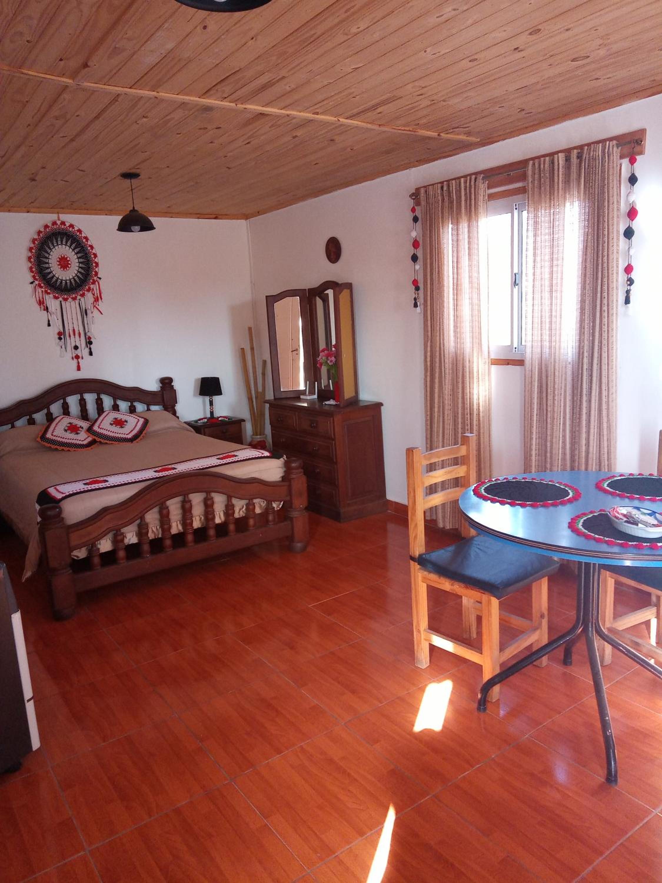 One-Bedroom House photo 1