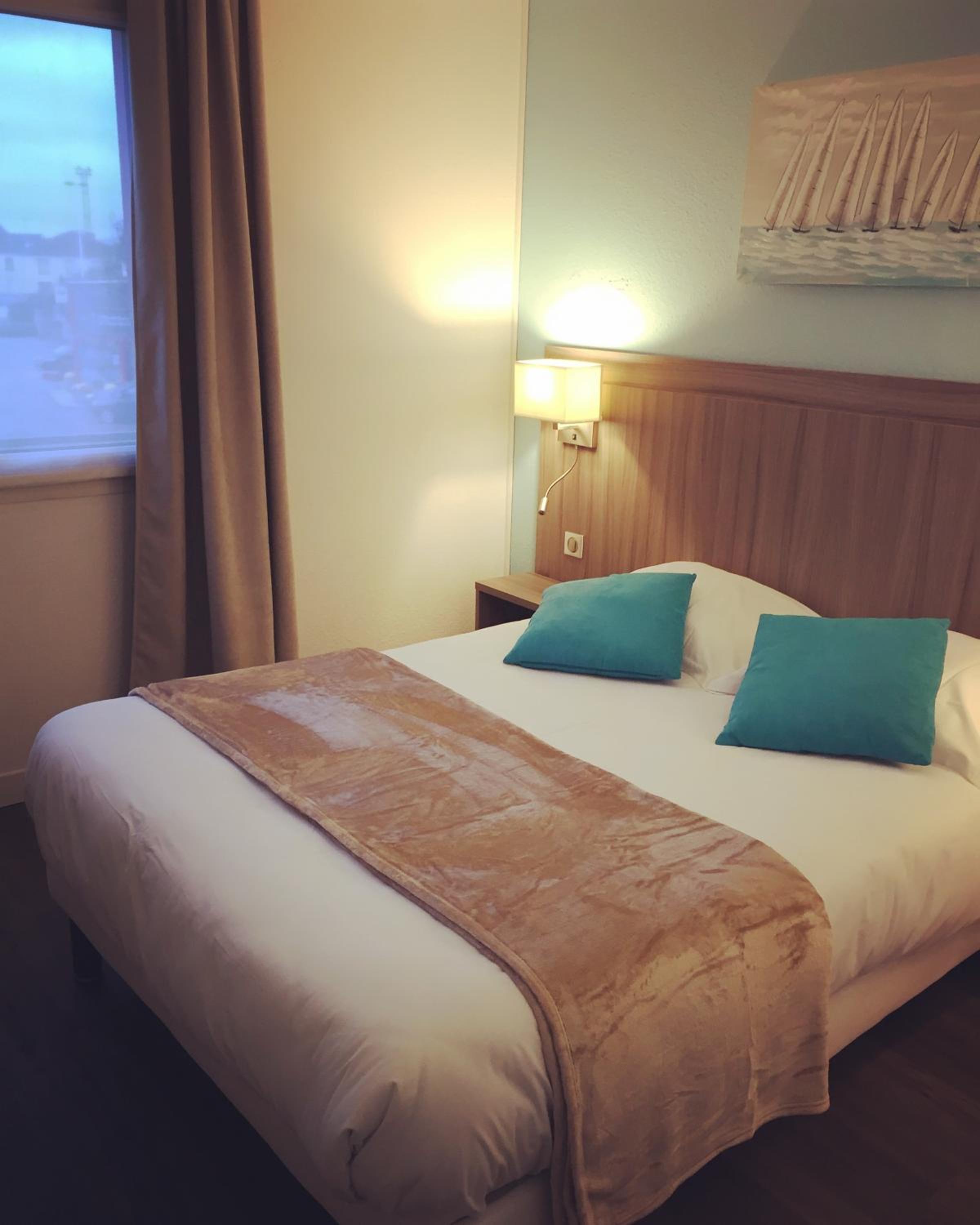 Standard Double Room - Photo 3