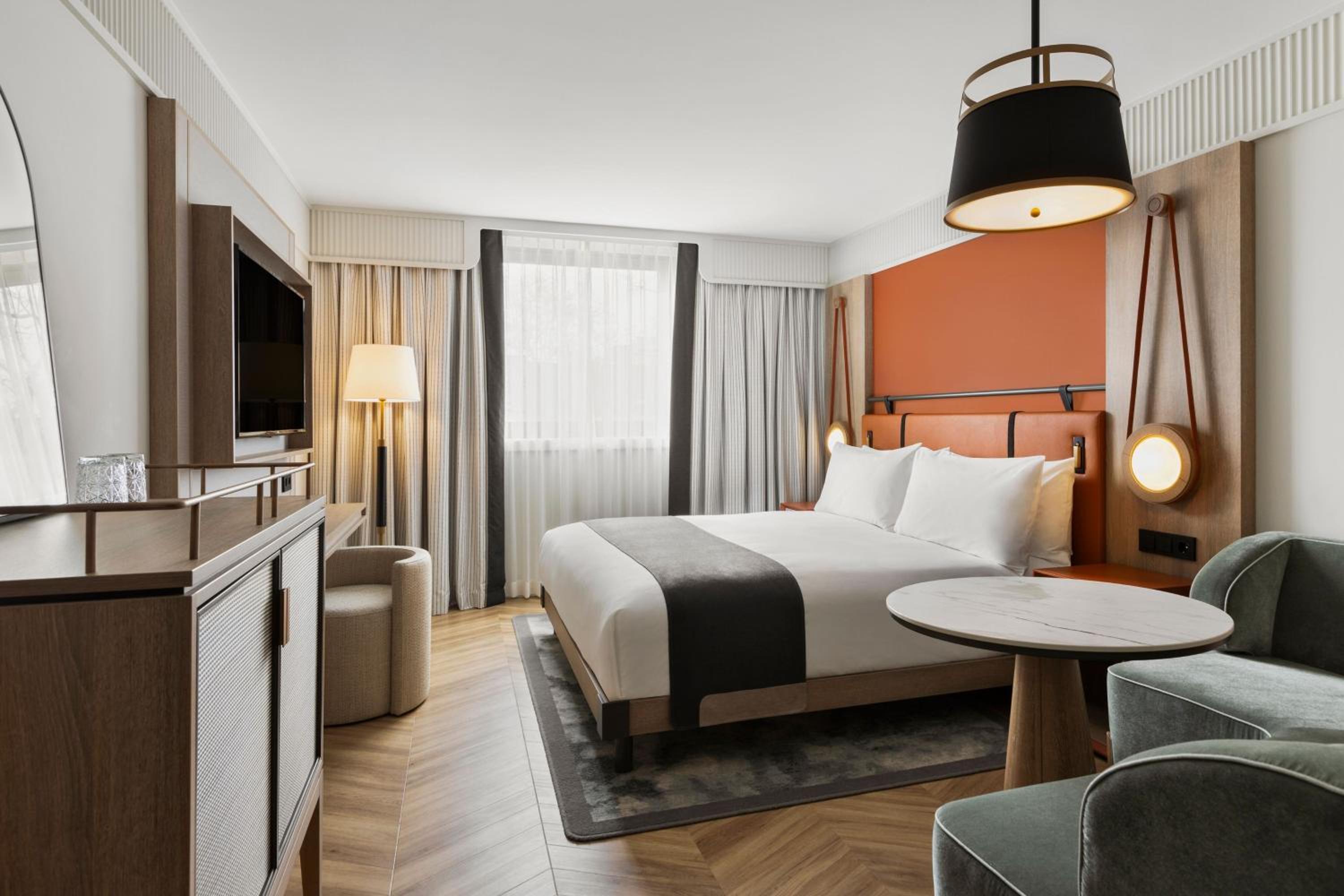 Deluxe King Room photo 3