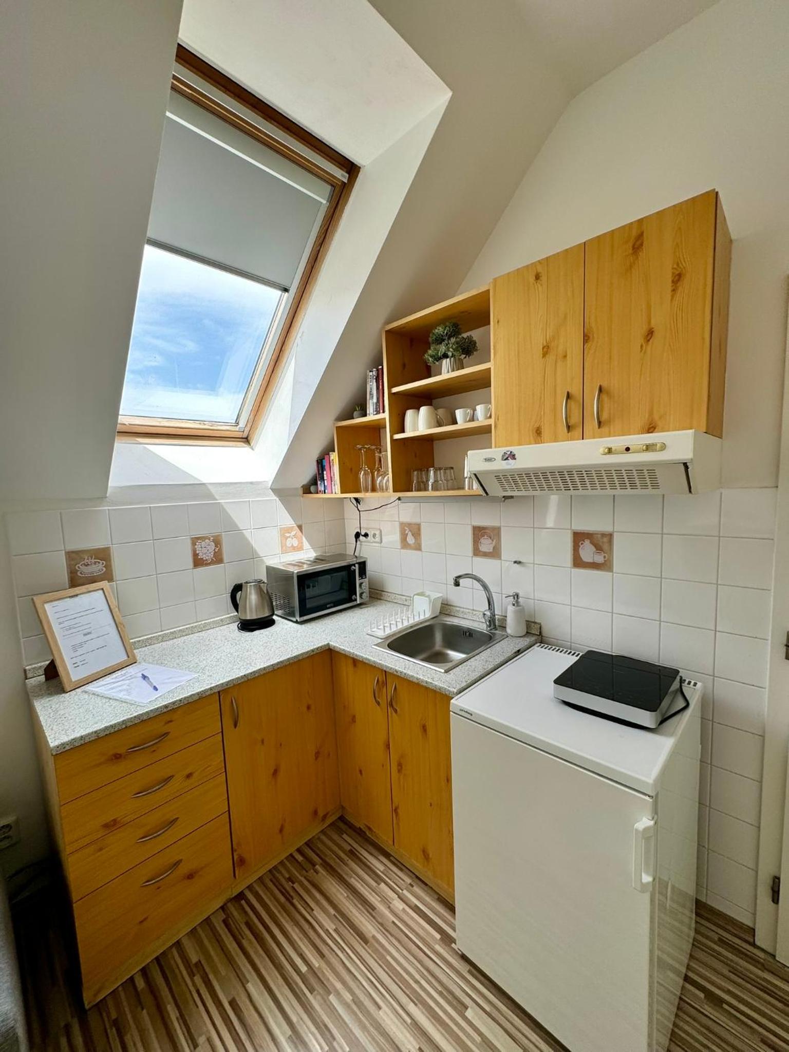 Apartment - Annex - Photo 8