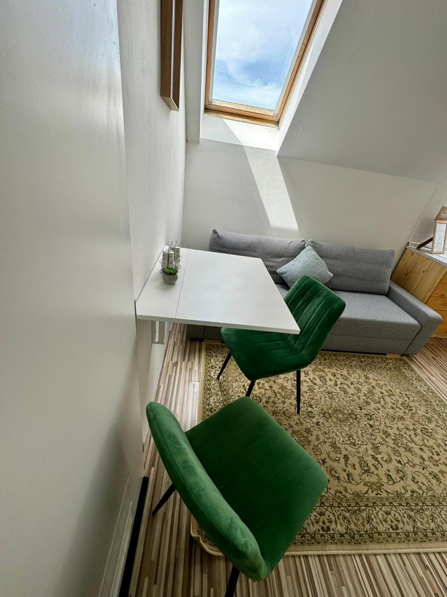 Apartment - Annex - Photo 6