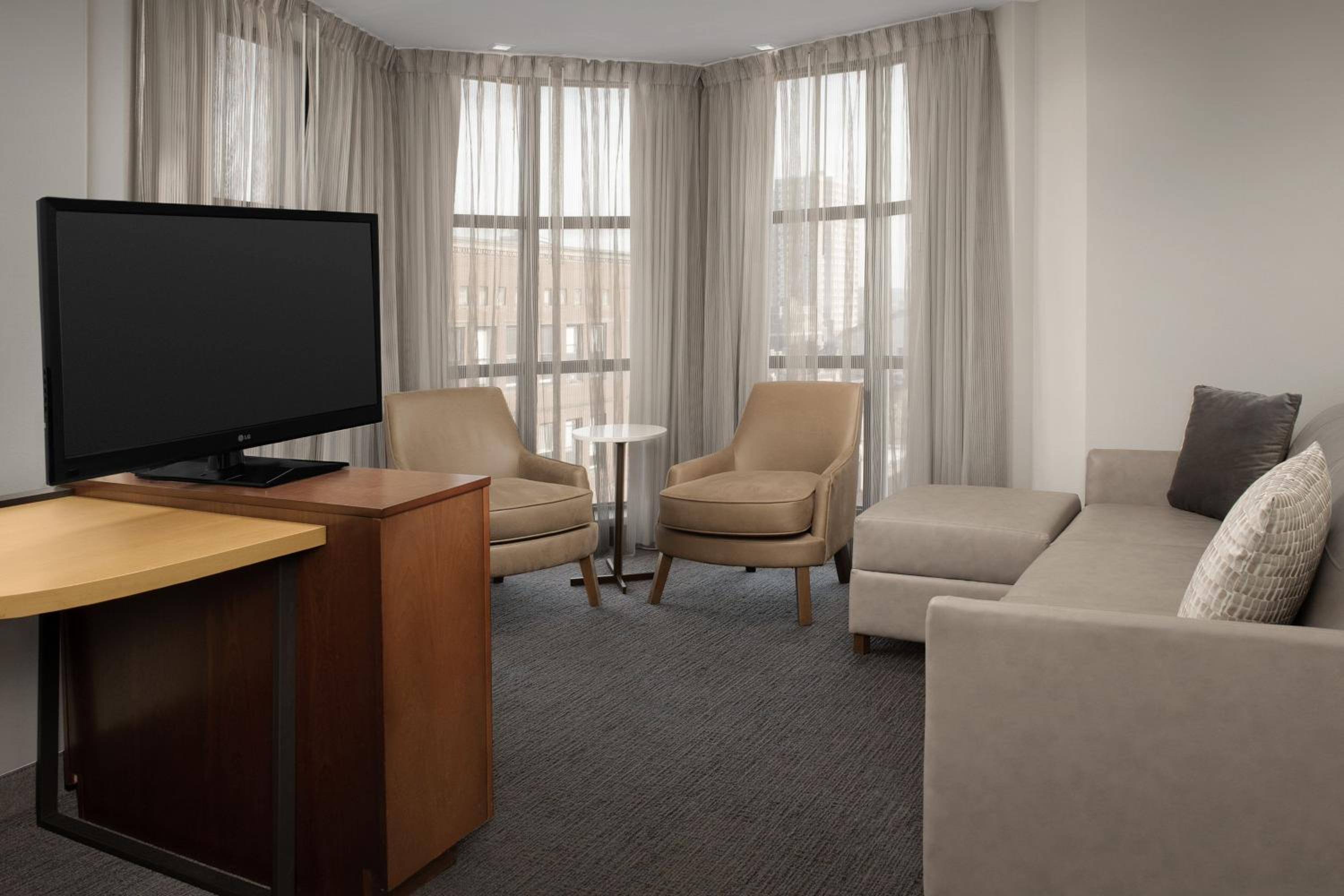 Two-Bedroom King Suite photo 1