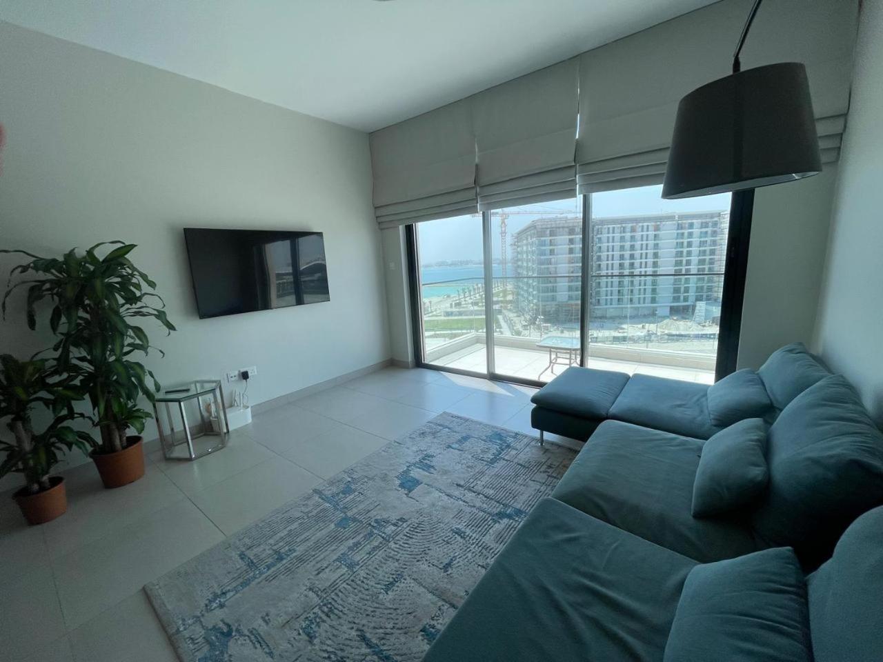 Two-Bedroom Apartment With Balcony And Sea View photo 1
