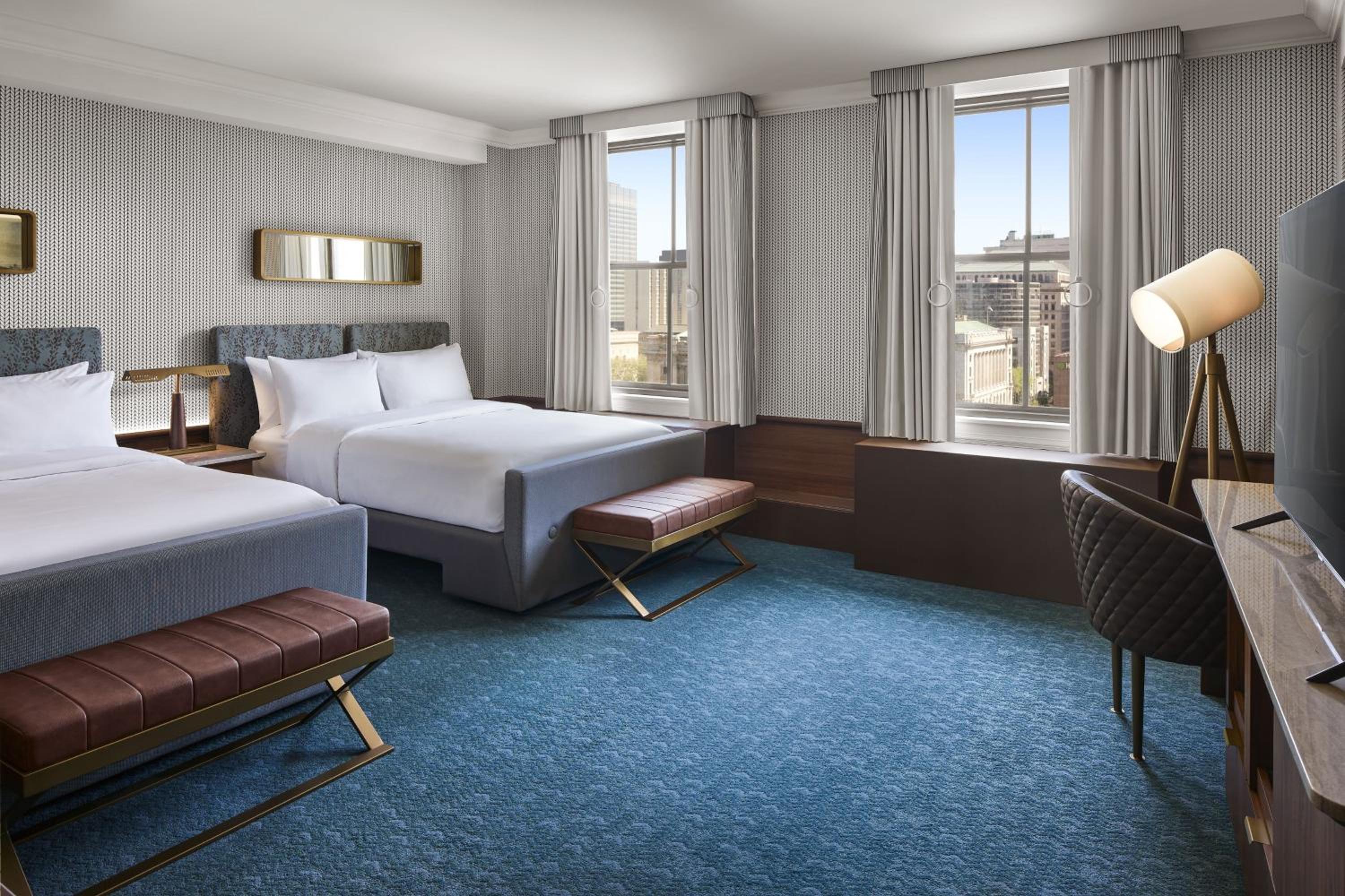 Queen Room with Two Queen Beds and Tub - Mobility Accessible photo 3