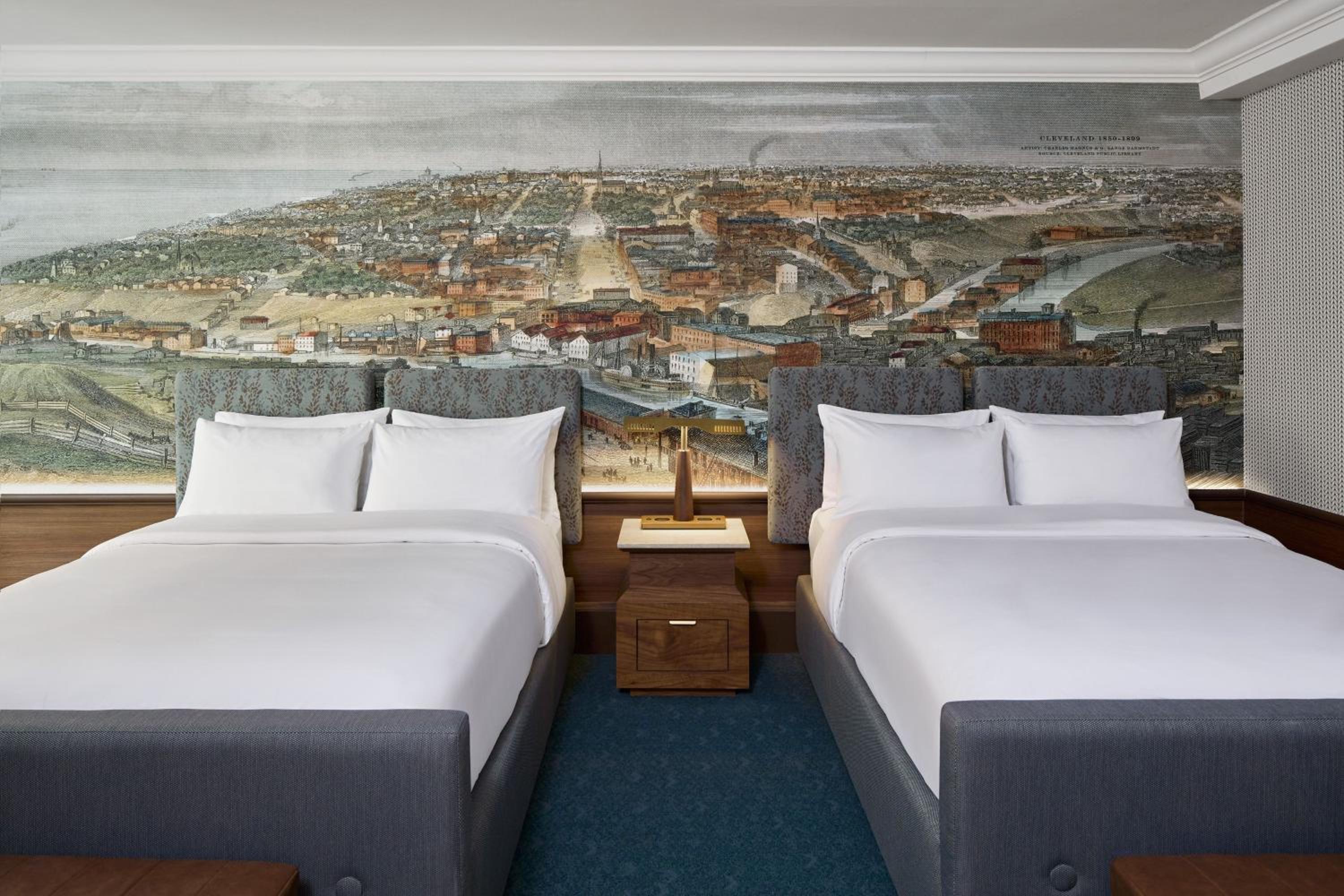 Queen Room with Two Queen Beds and Public Square View - Photo 4