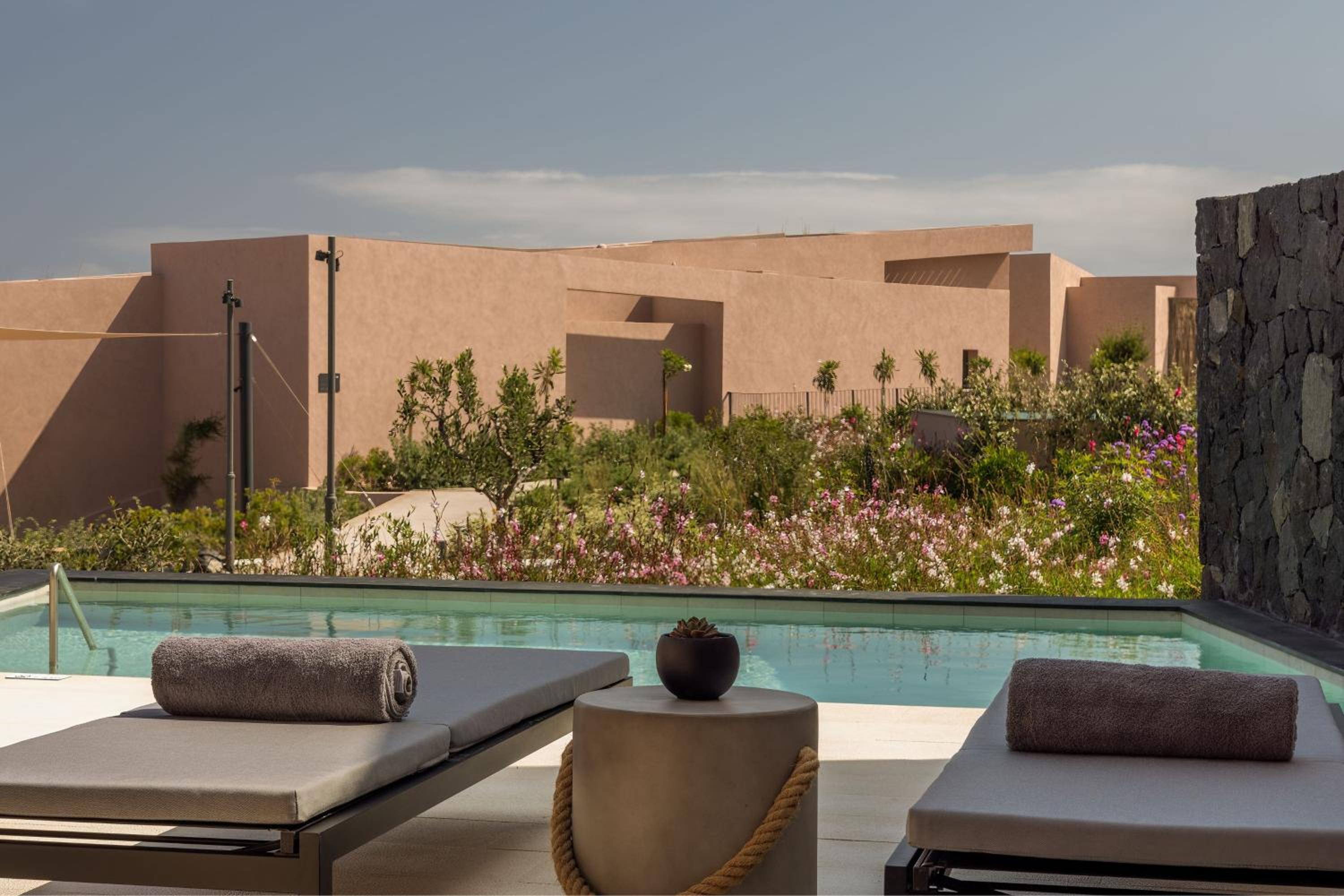 Anesis Bungalow with Zen Pool - Photo 10