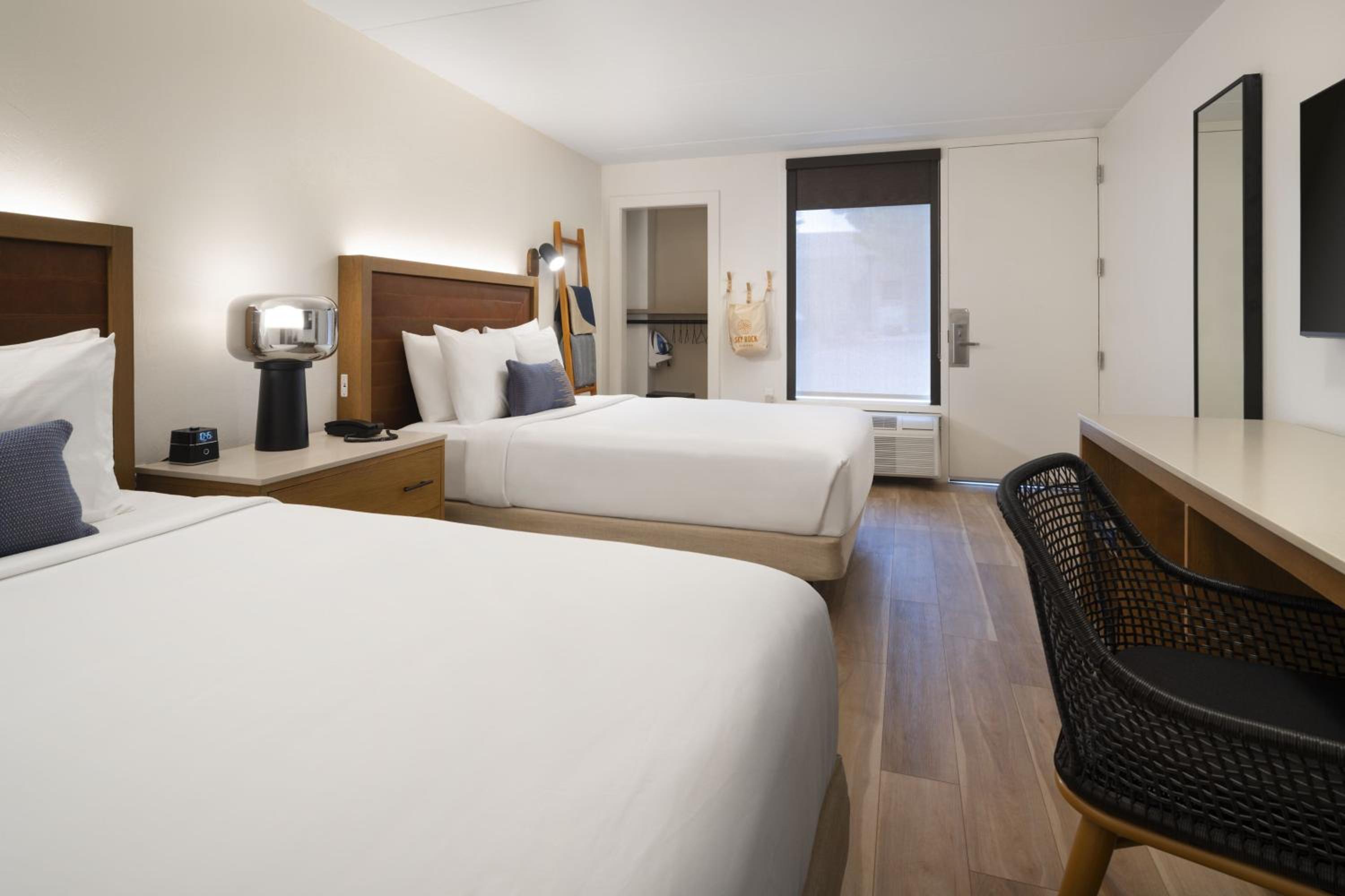 Two Queen Beds with View - Mid-Floor - Photo 10