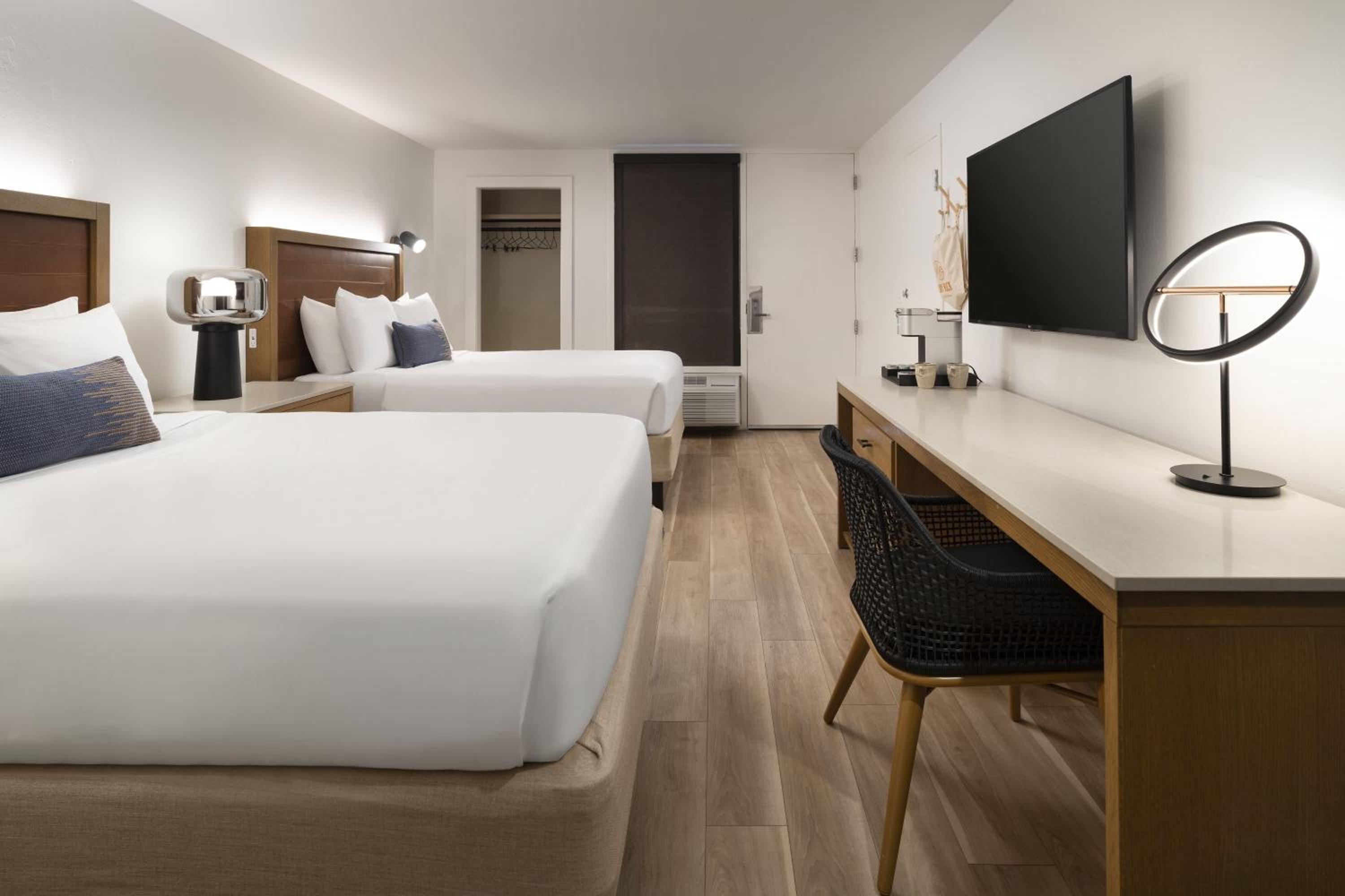 Two Queen Beds with View - Mid-Floor - Photo 11