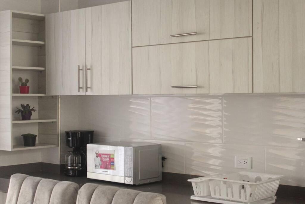 Three-Bedroom House photo 2