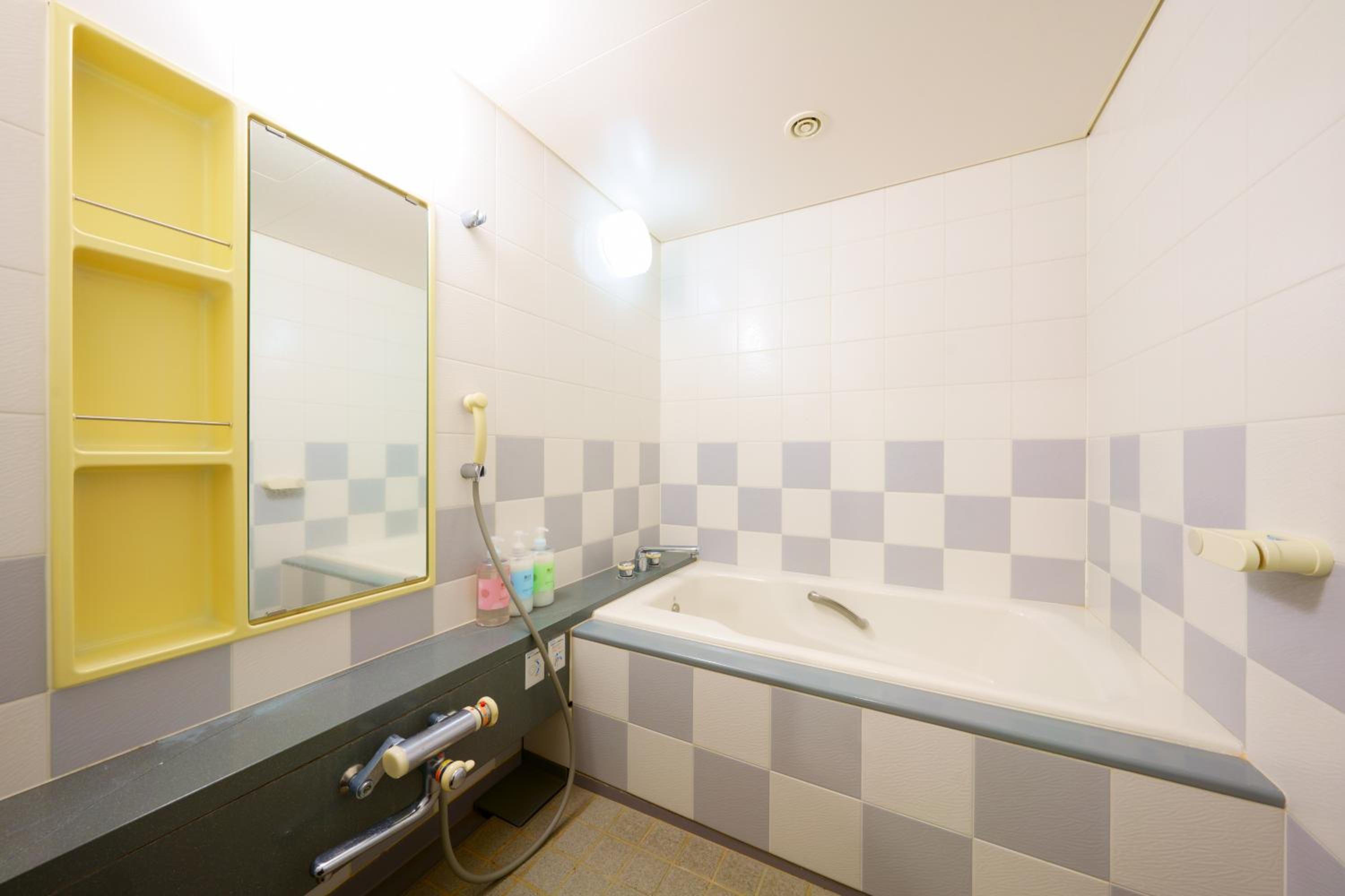 Deluxe Twin Room with Ocean View photo 2