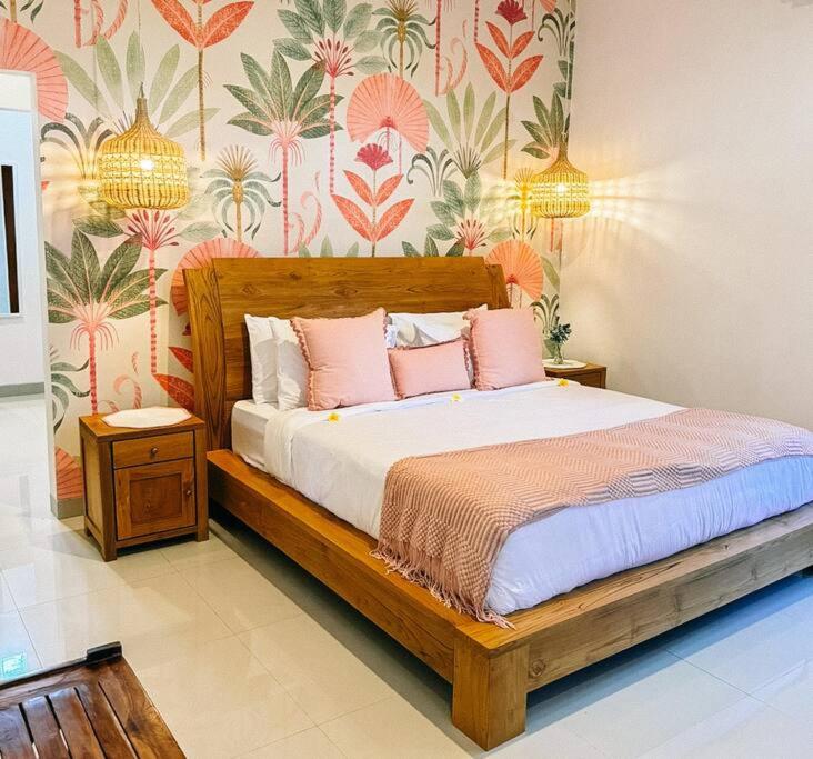 Three-Bedroom Villa photo 2