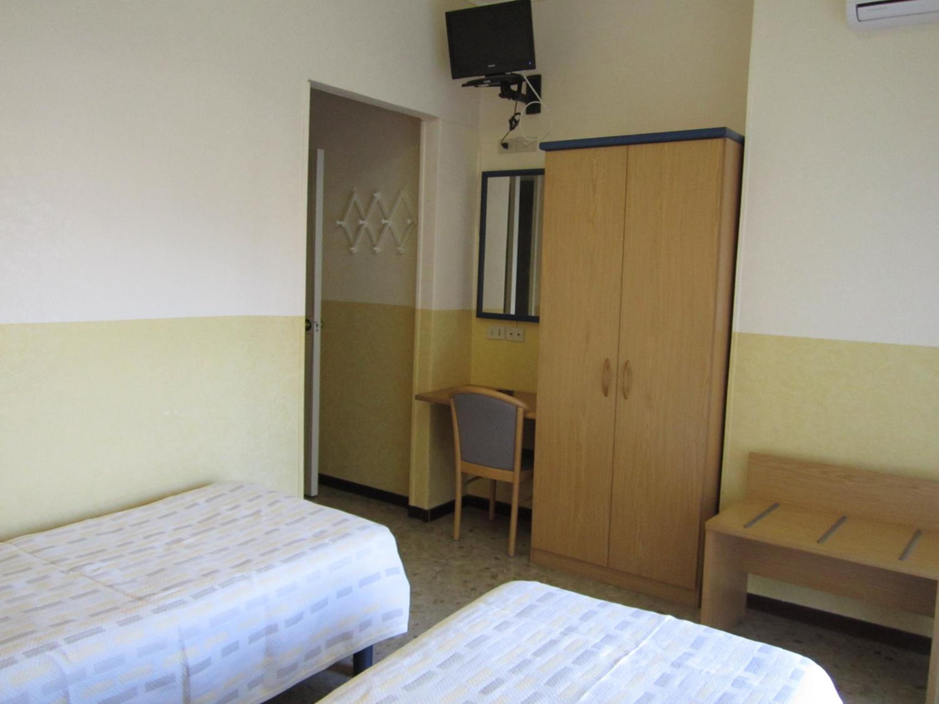 Twin Room photo 2