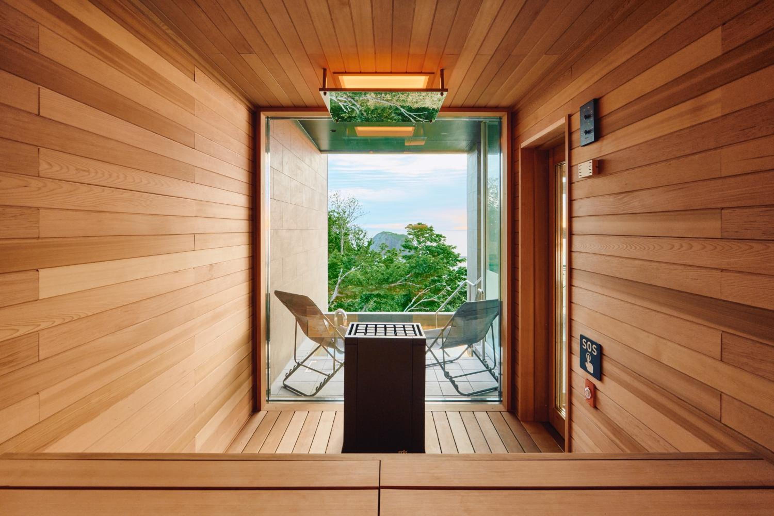 Twin Room with Tatami Area with Shared Bathroom photo 3