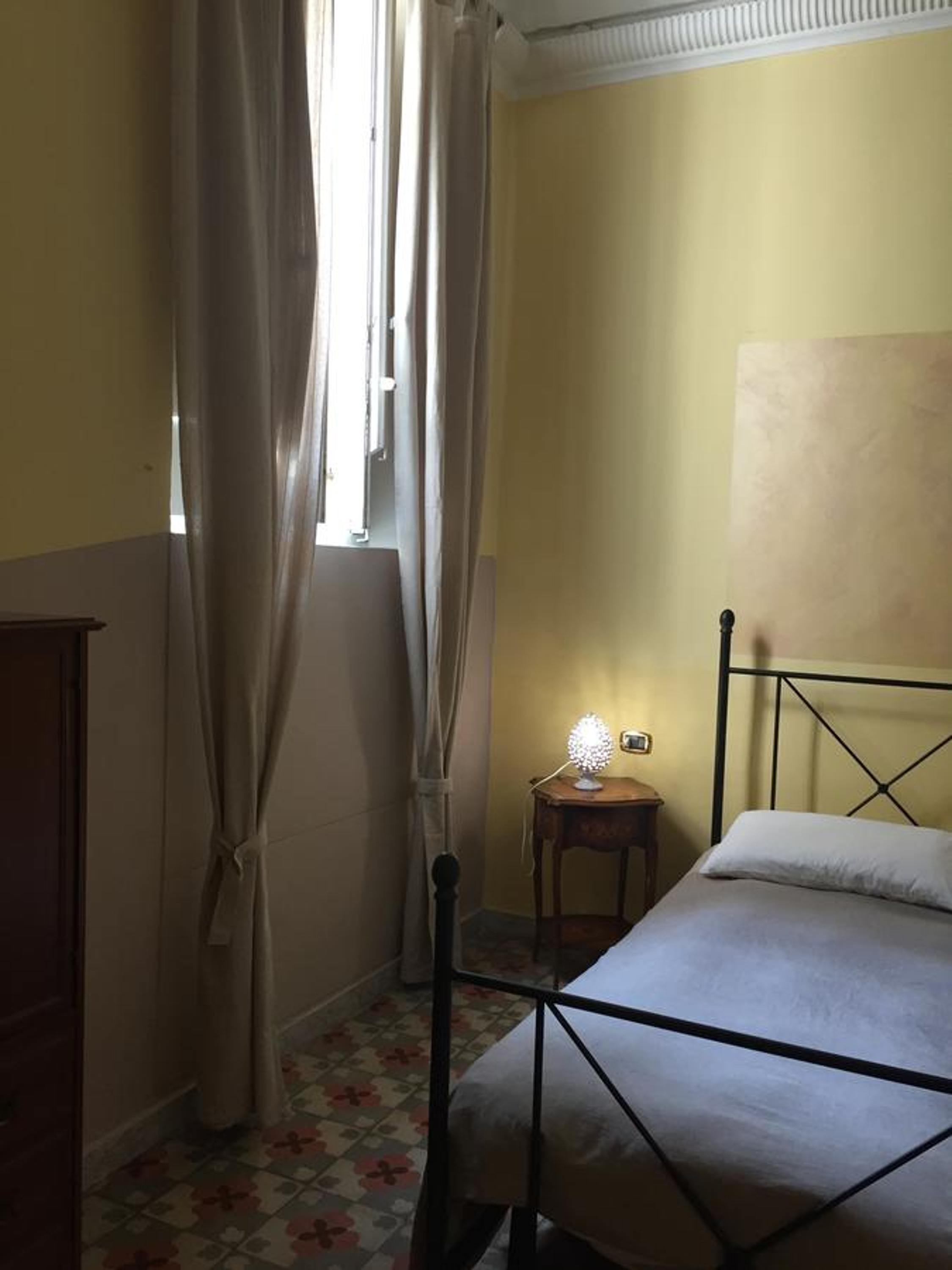 Economy Double Room photo 2