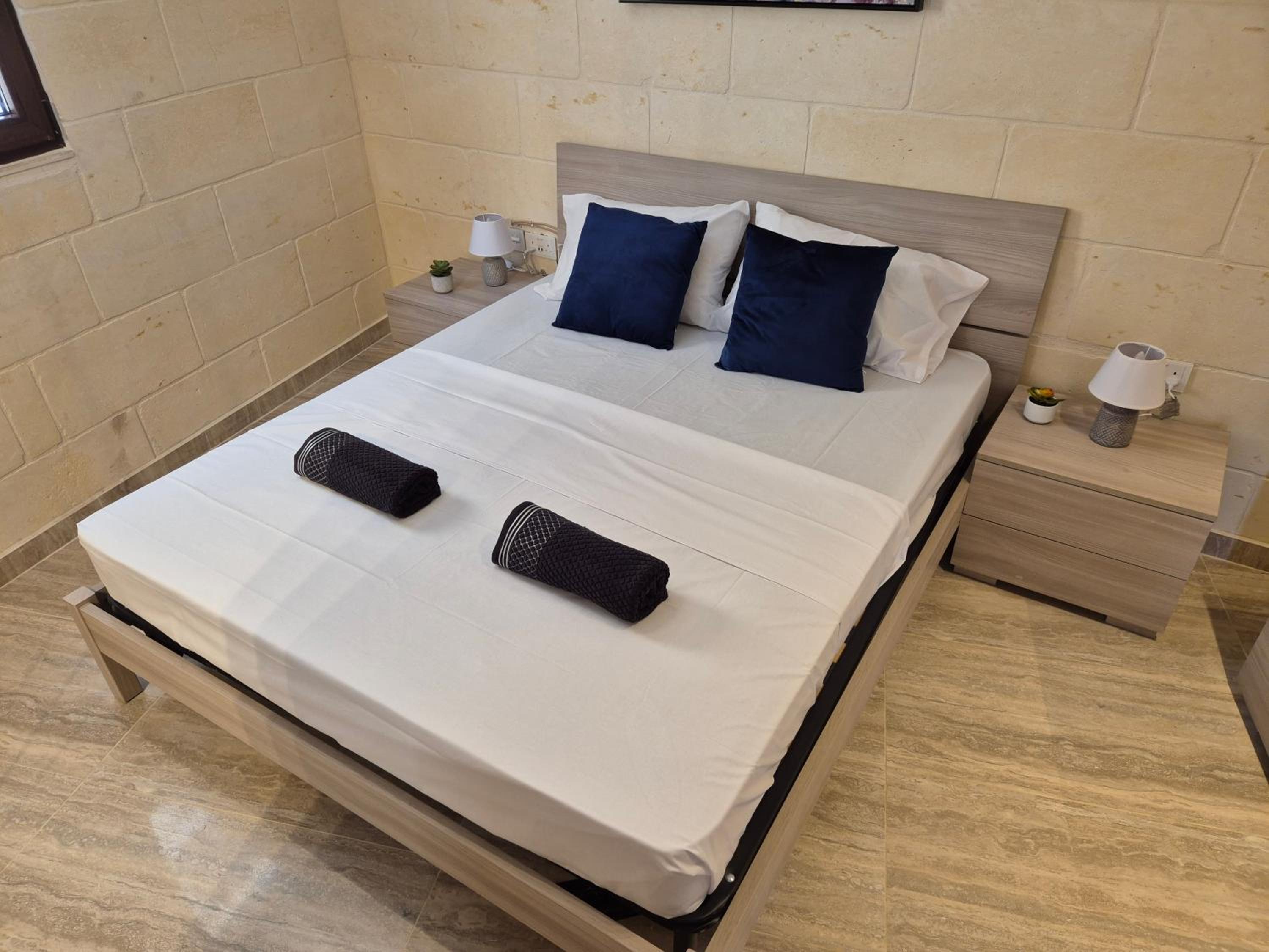 Double Room With Private Bathroom photo 2