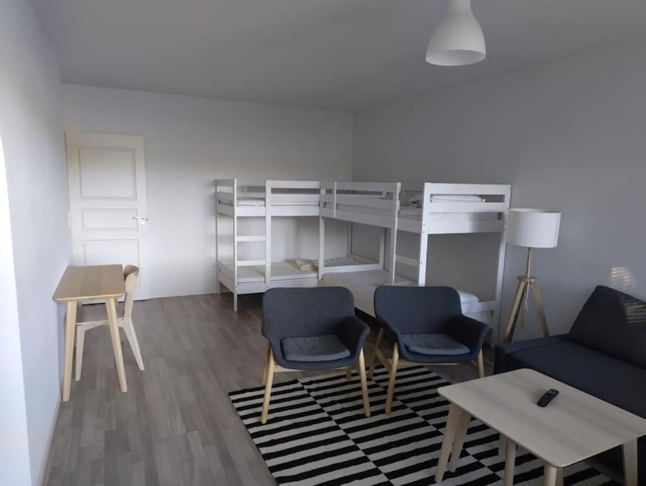 Two-Bedroom Apartment photo 2