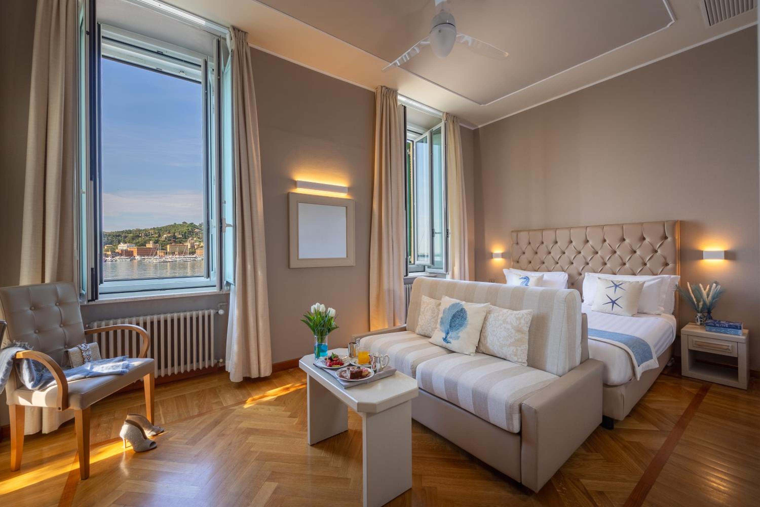 Junior Suite with Sea View and Beach Access photo 2