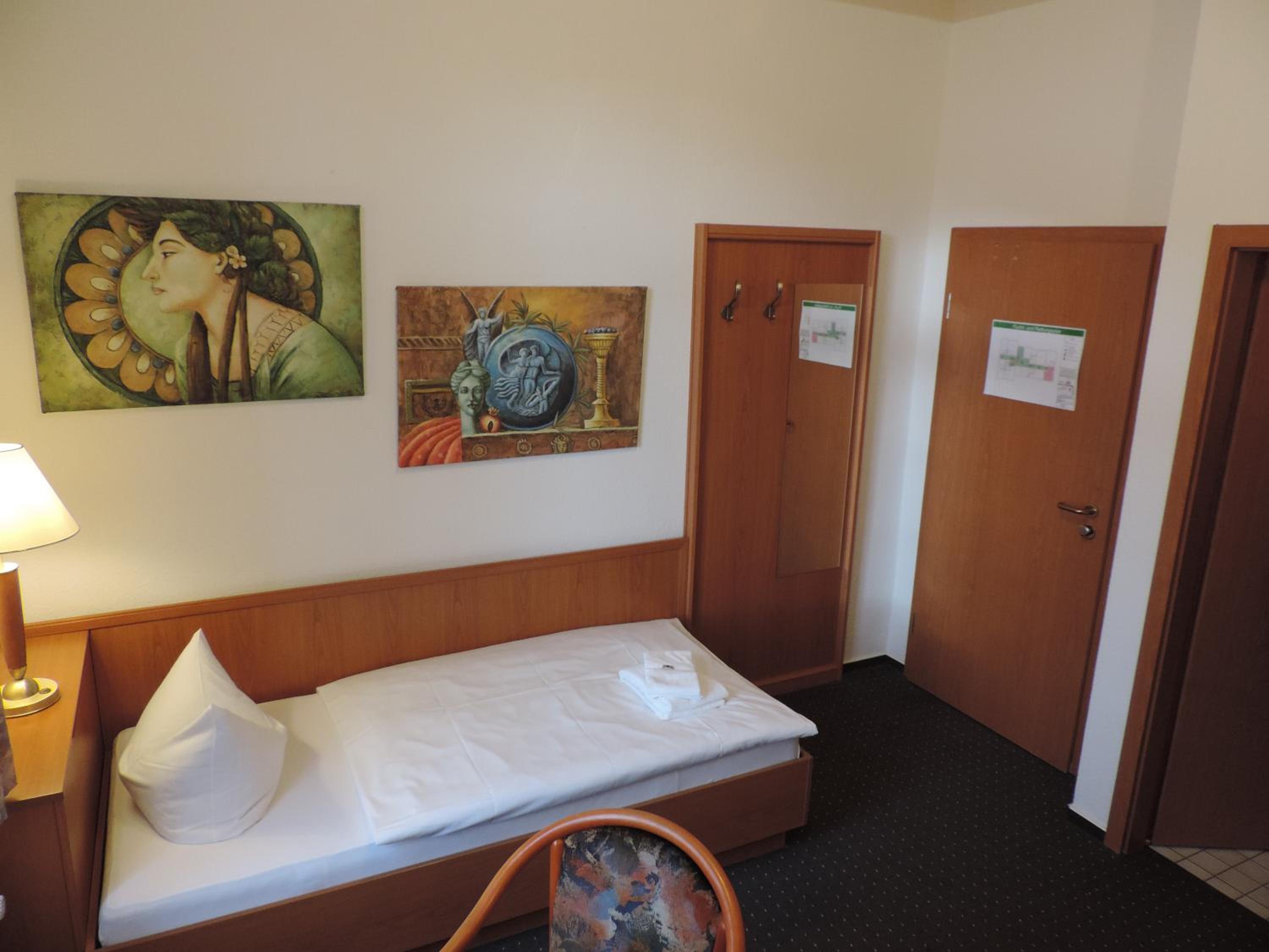 Single Room photo 1