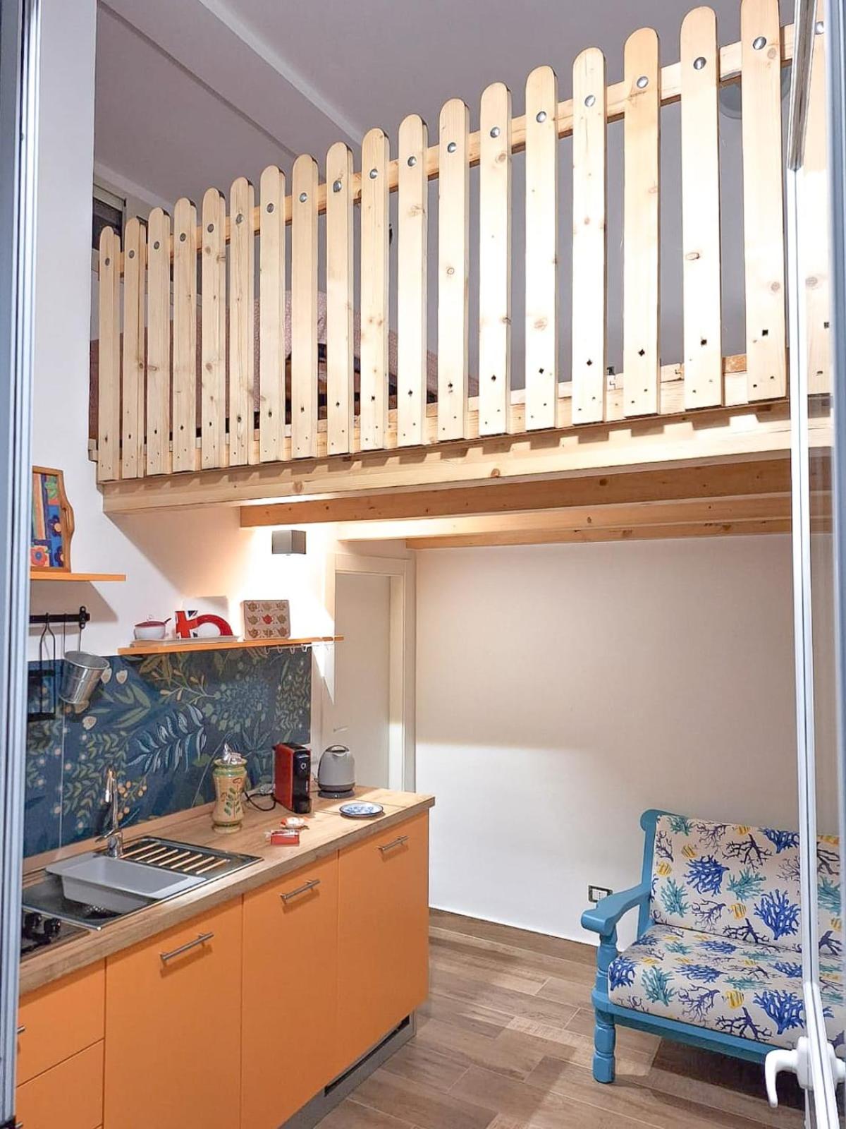 One-bedroom Loft Apartment  photo 2