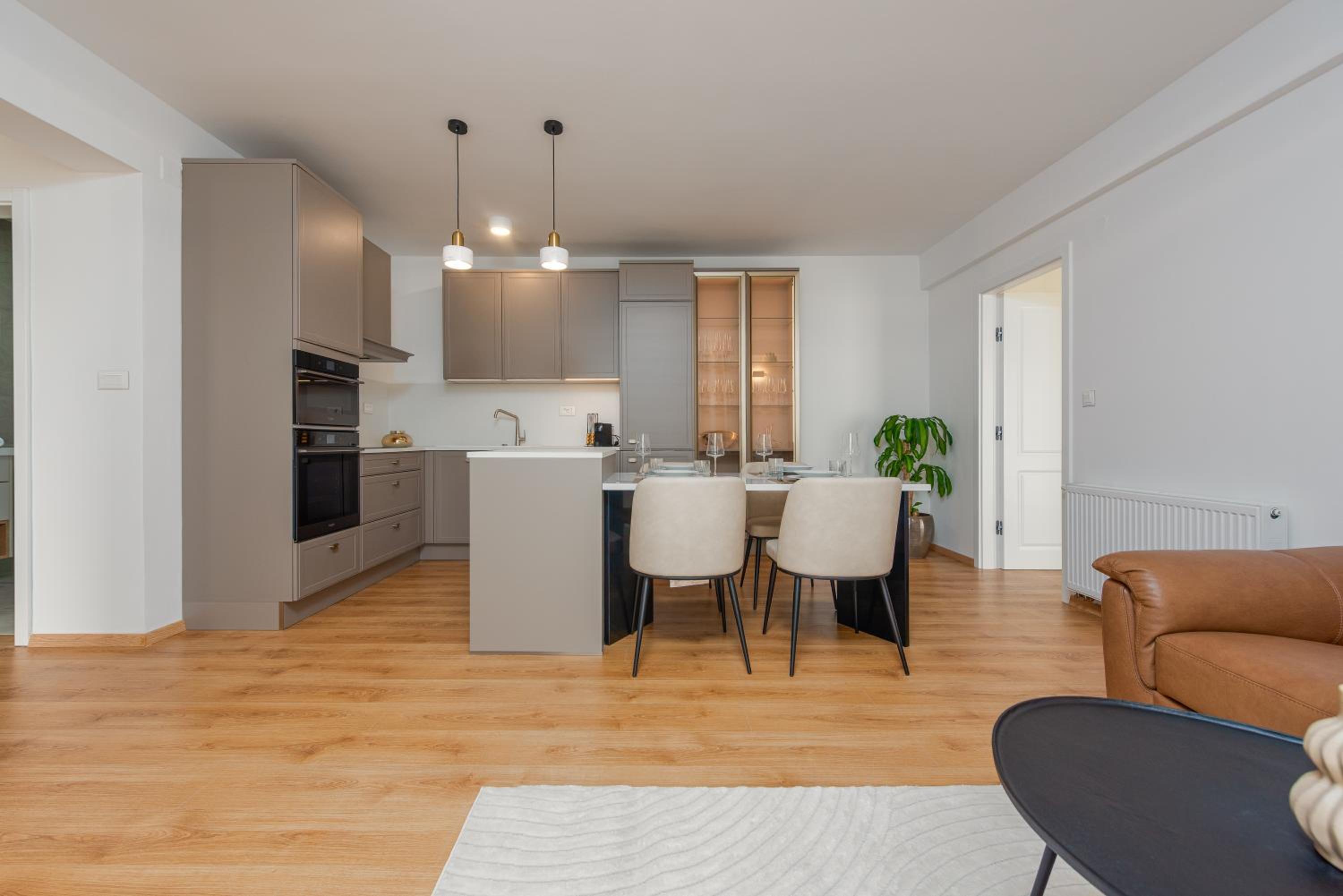 Two-Bedroom Apartment with Terrace and Sea View photo 3
