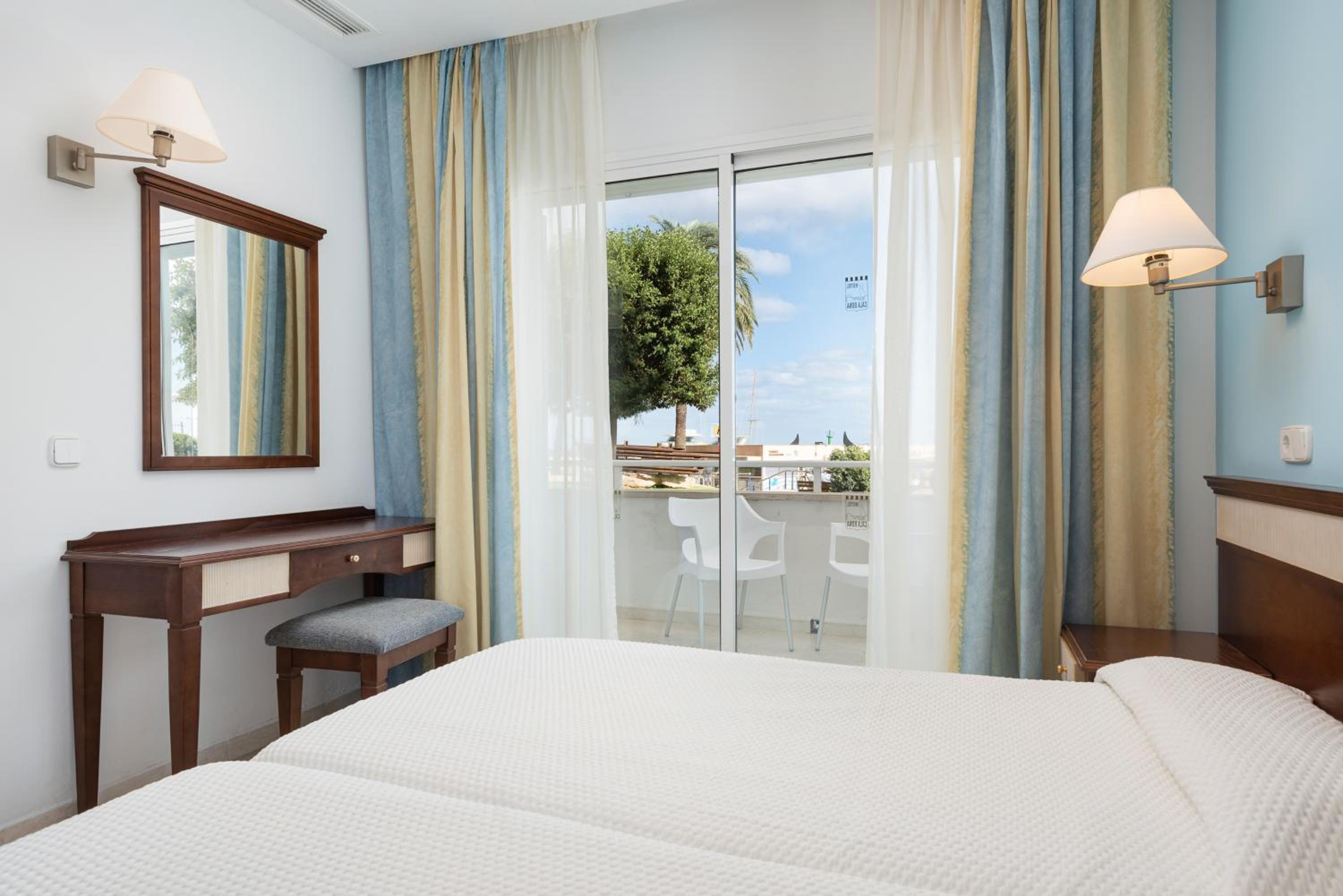 Suite Estándar con Vista al Mar Suite Estándar con Vista al Mar