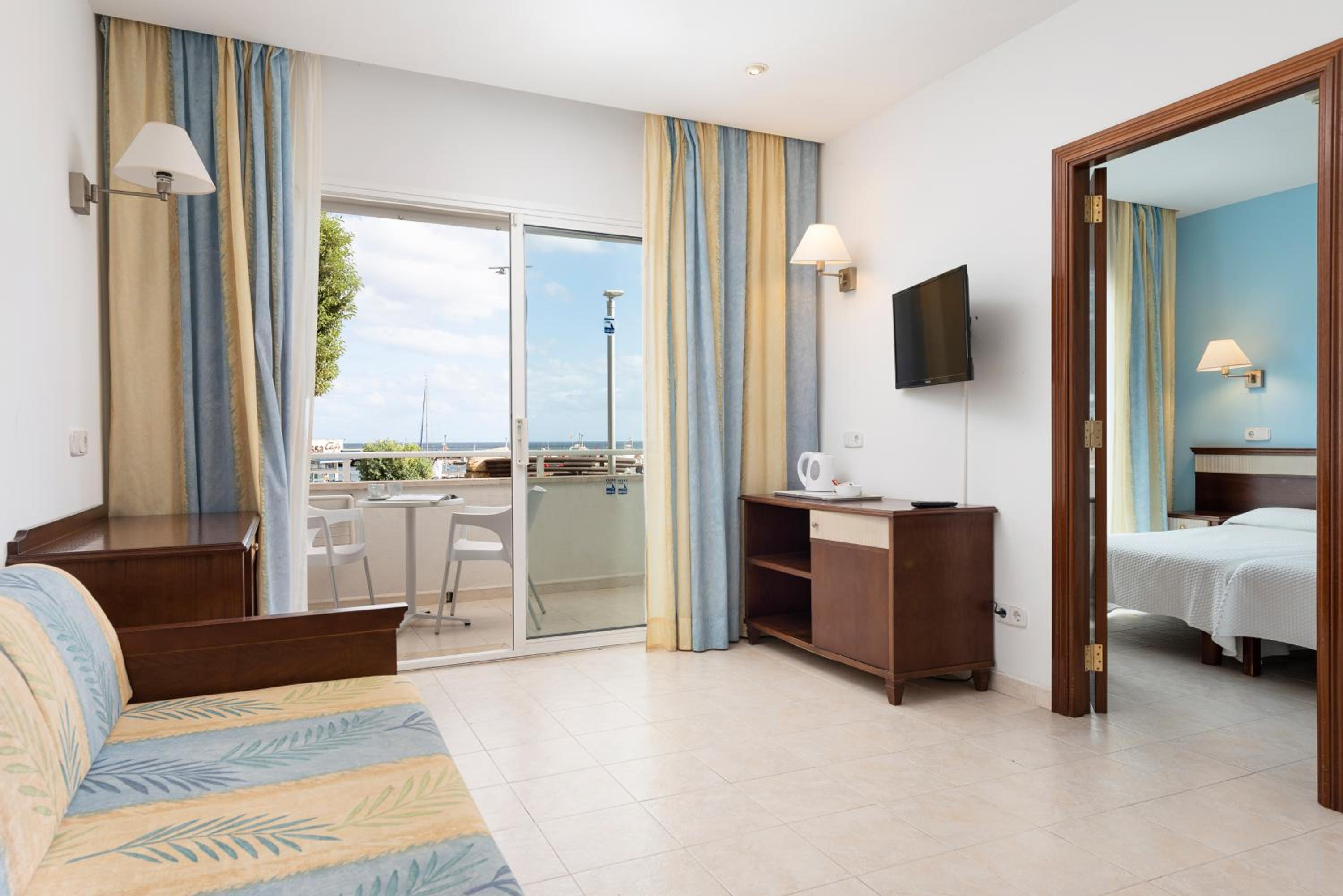 Suite Estándar con Vista al Mar Suite Estándar con Vista al Mar