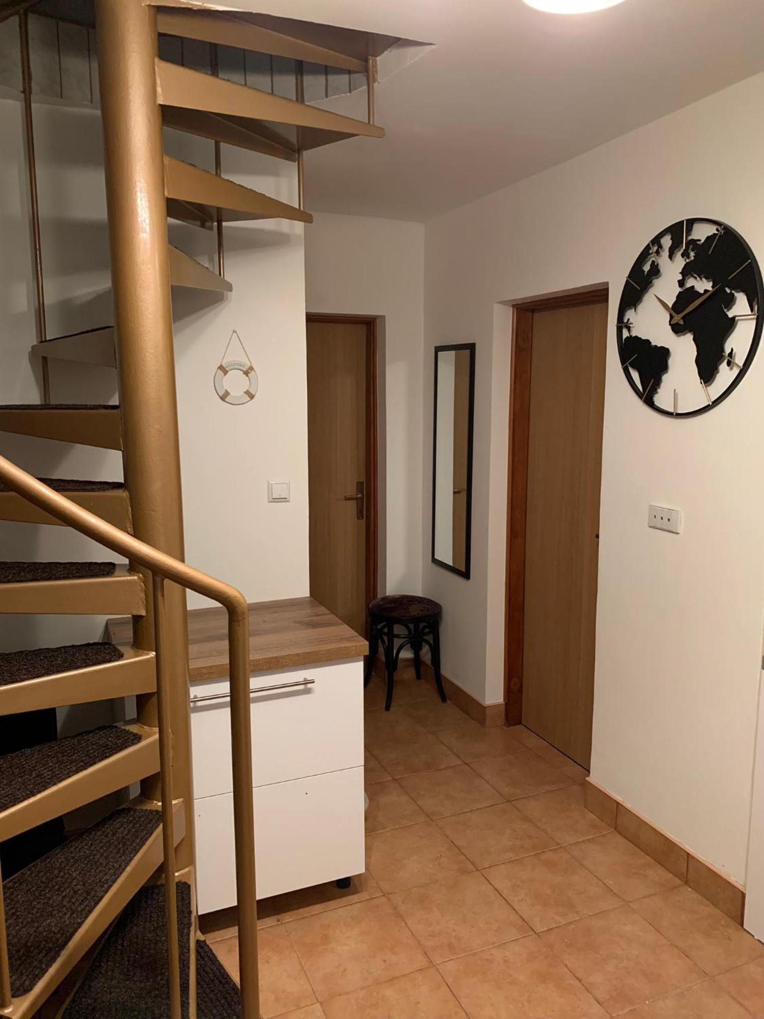 Three-Bedroom House photo 3