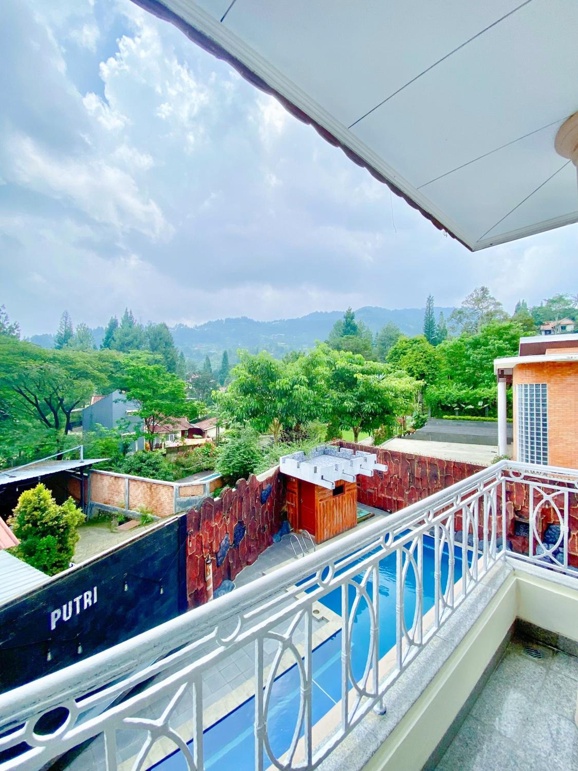 Villa With Private Pool photo 3