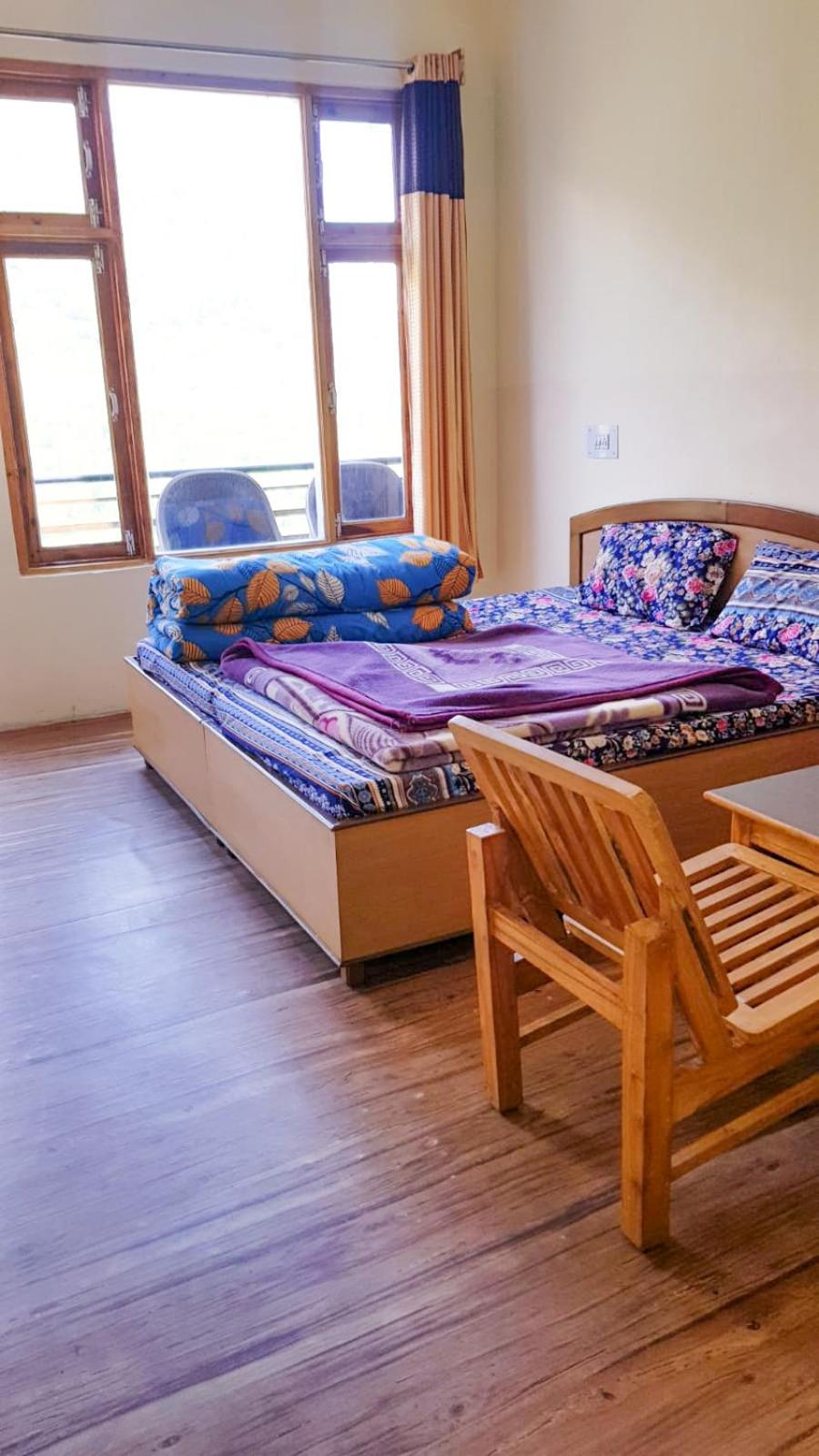 Deluxe Double Room with Balcony photo 3