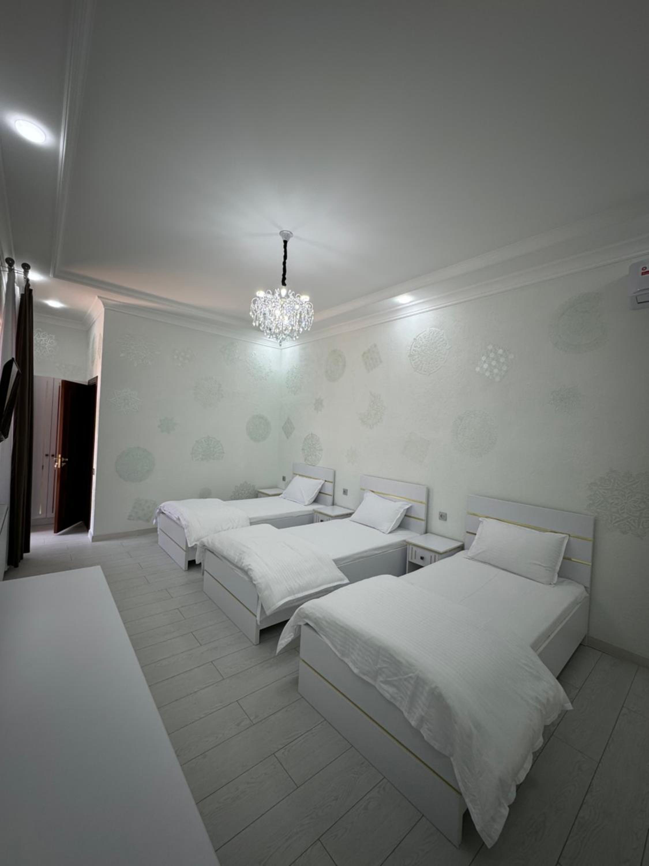 Standard Triple Room photo 2