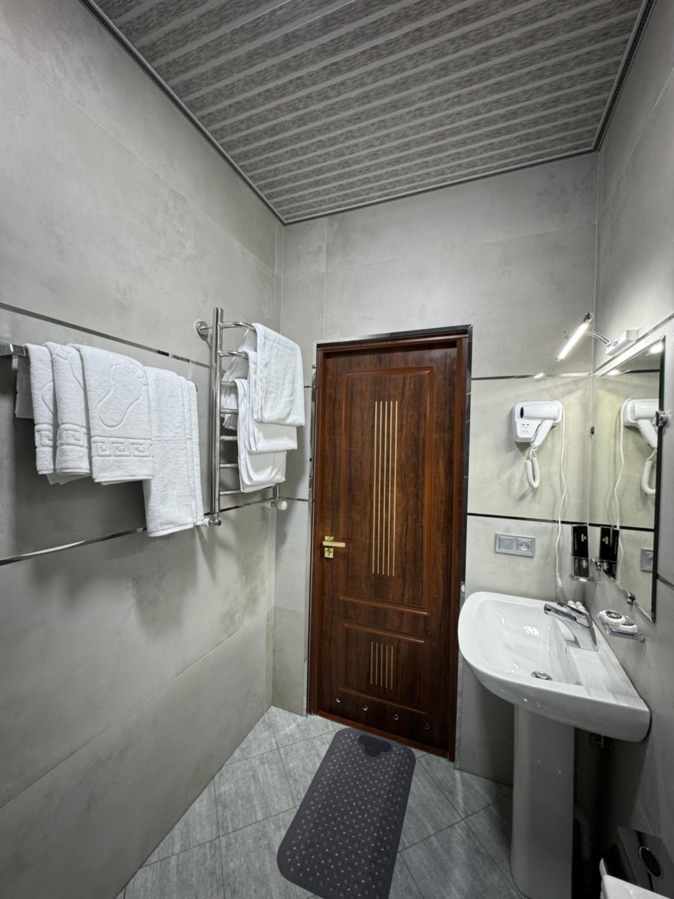 Standard Triple Room photo 3