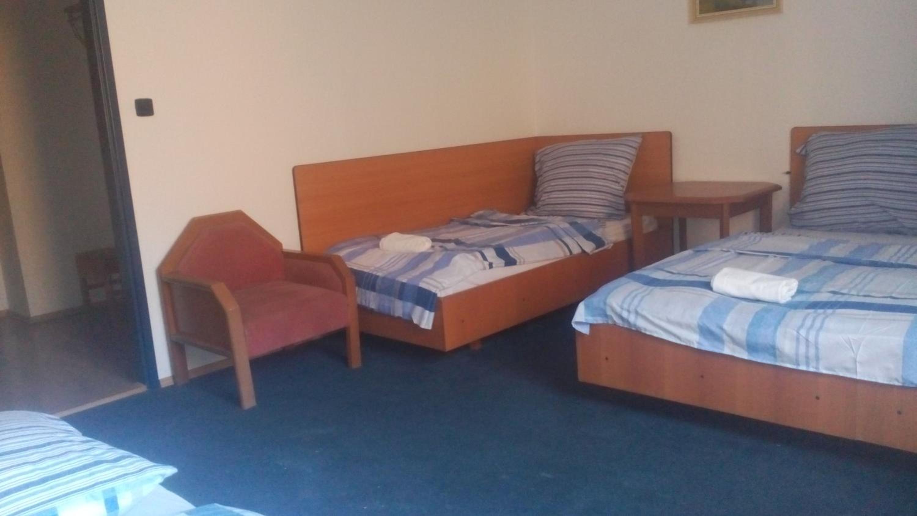 Quadruple Room With Bathroom photo 2