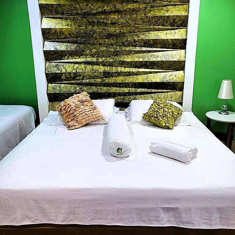 Deluxe Family Room - Photo 5